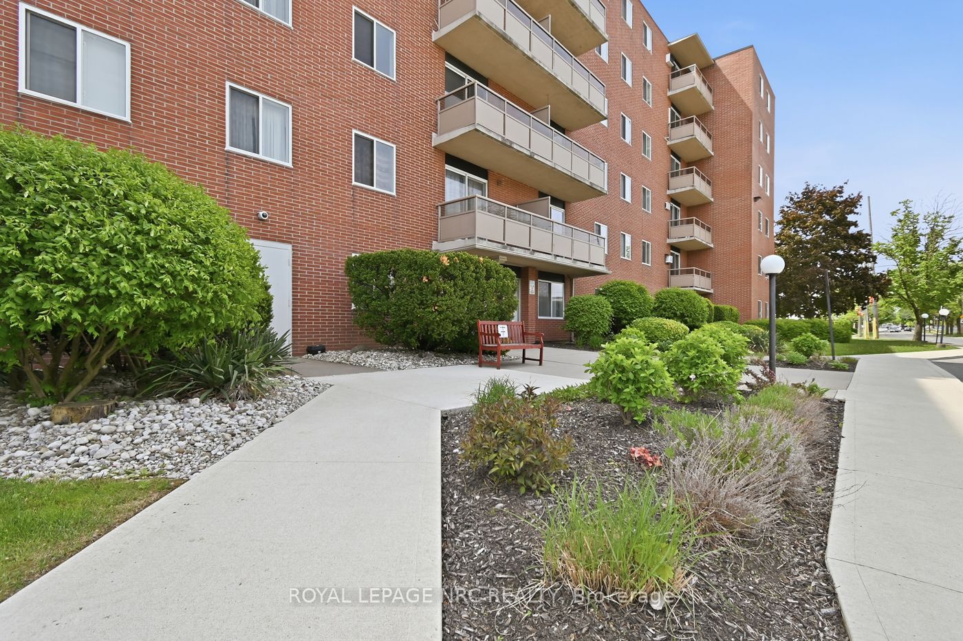 264 Grantham Avenue 507 Property Photo 40