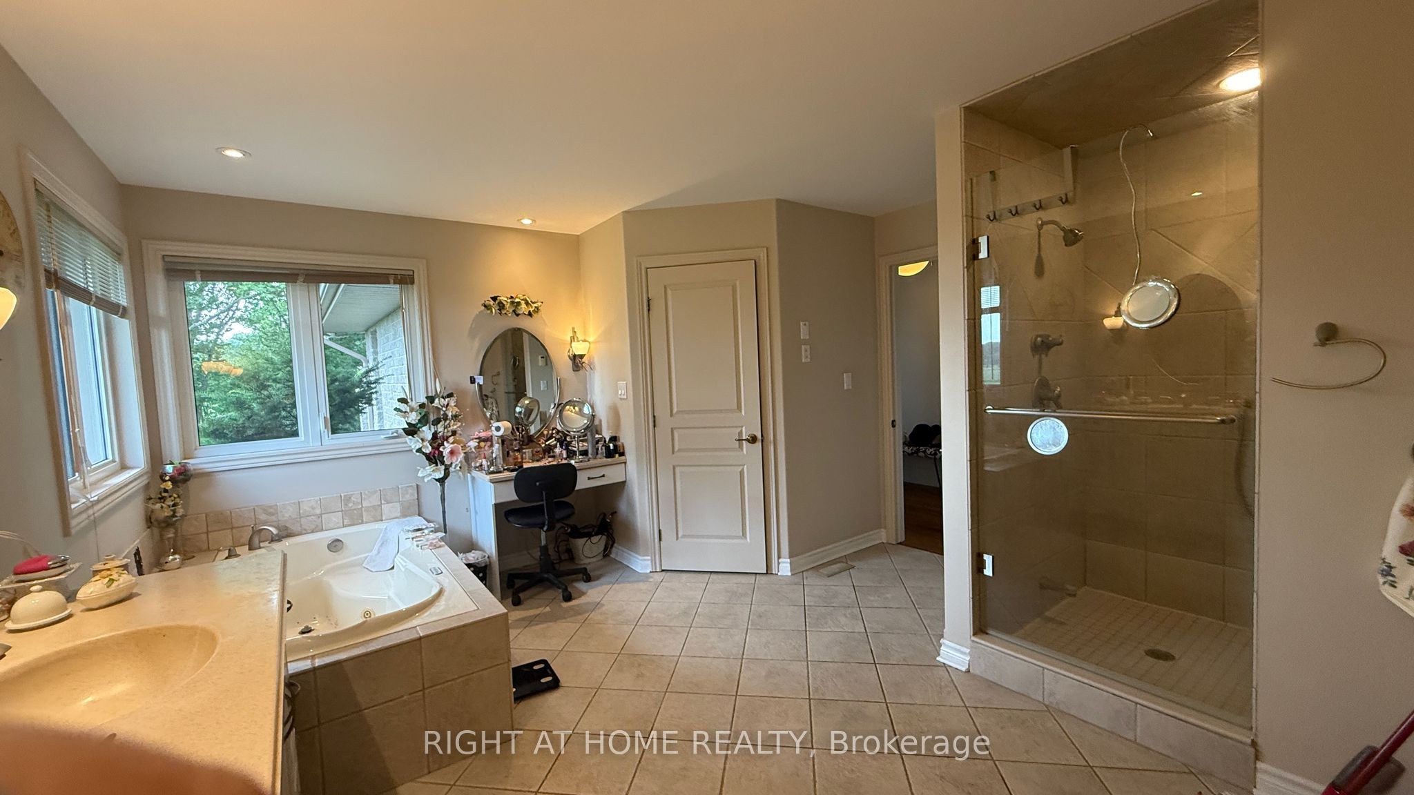1453 Millenium Court Property Photo 28