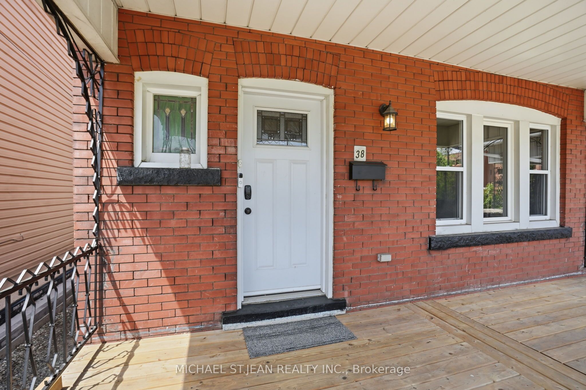 38 Norway Avenue Property Photo 4