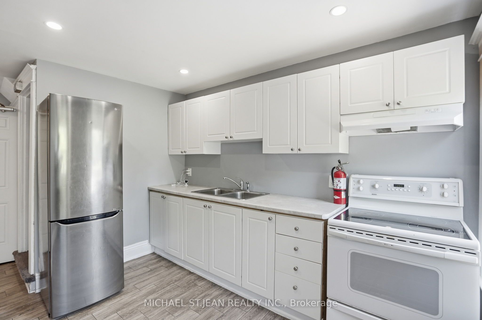 38 Norway Avenue Property Photo 23