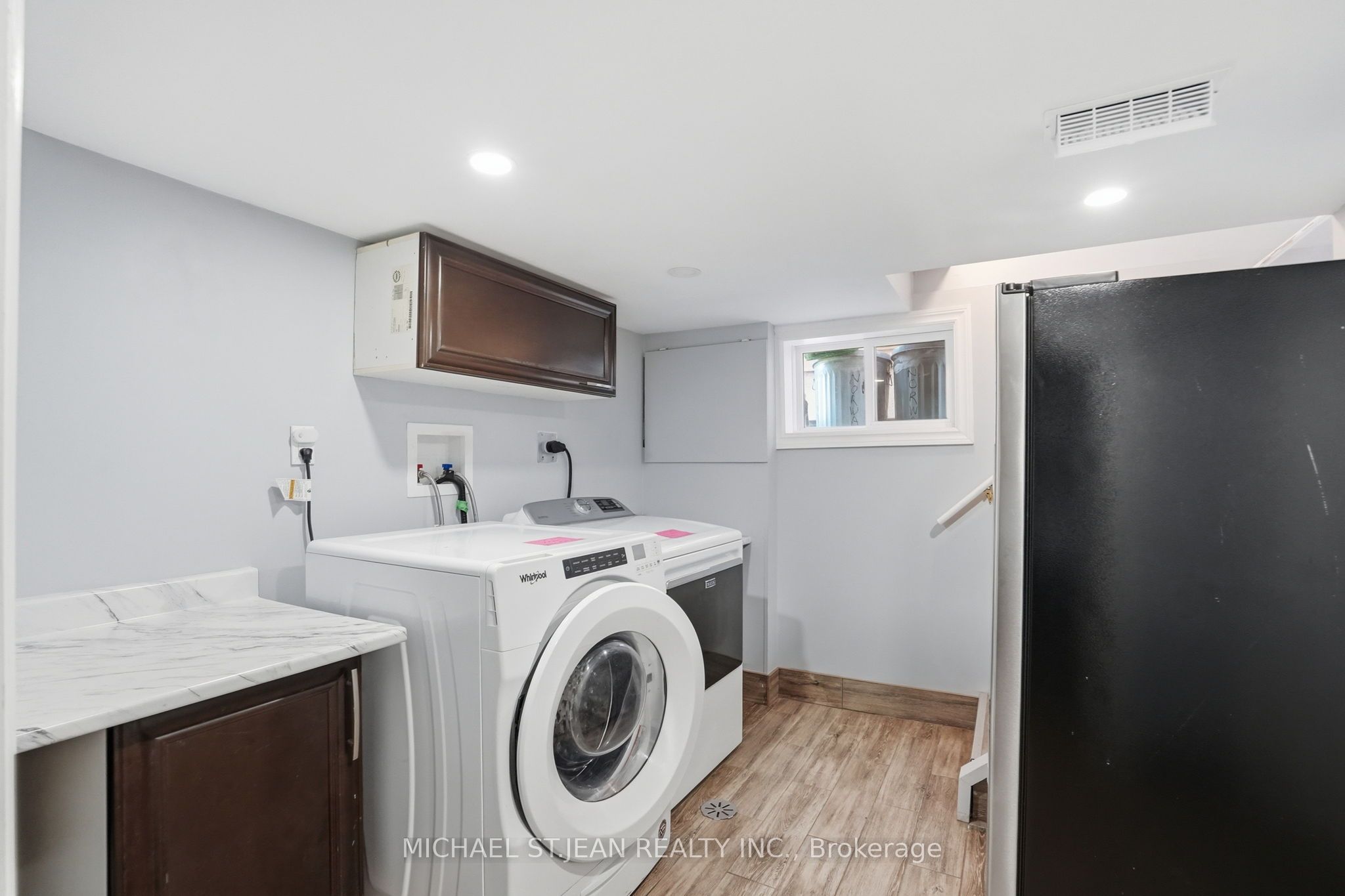 38 Norway Avenue Property Photo 41