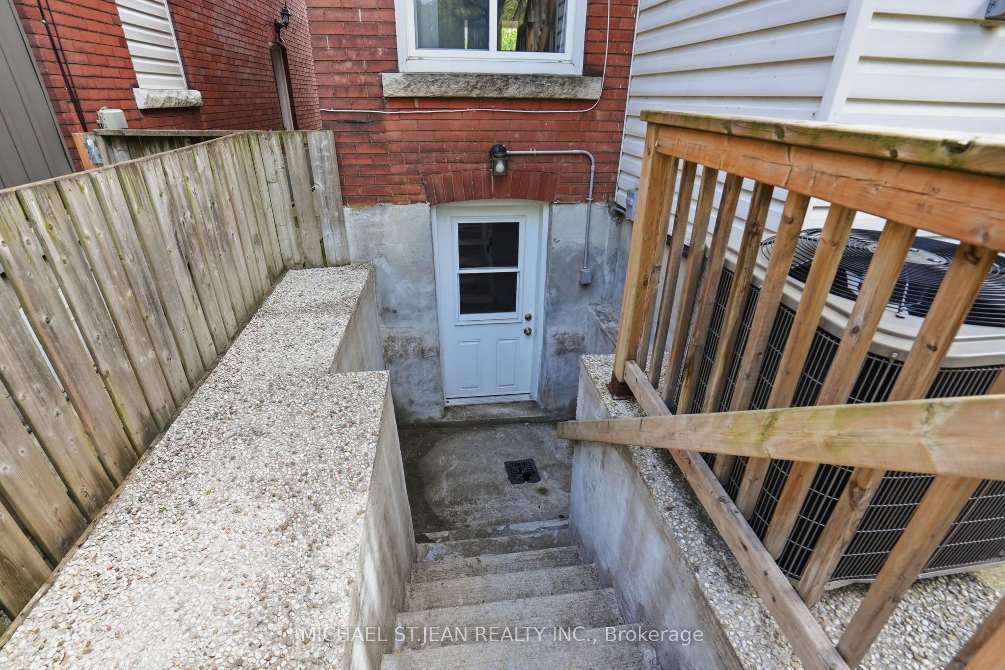 38 Norway Avenue Property Photo 42