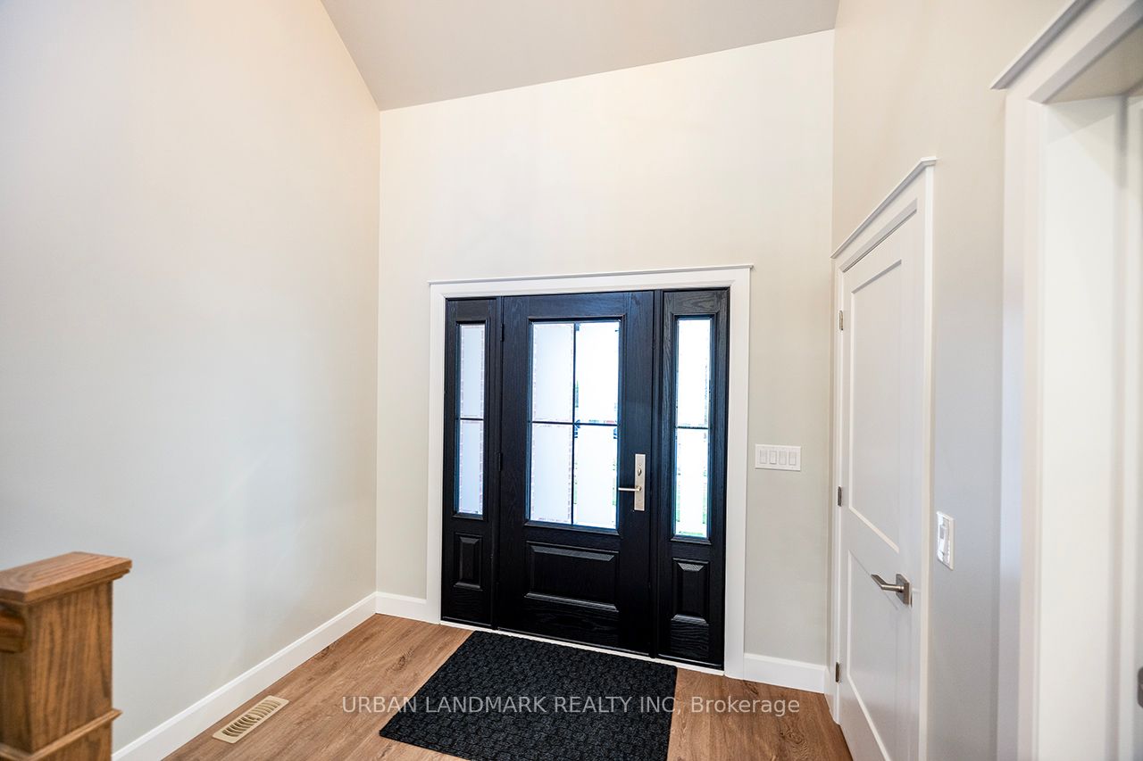214 Aberdeen Avenue Property Photo 8
