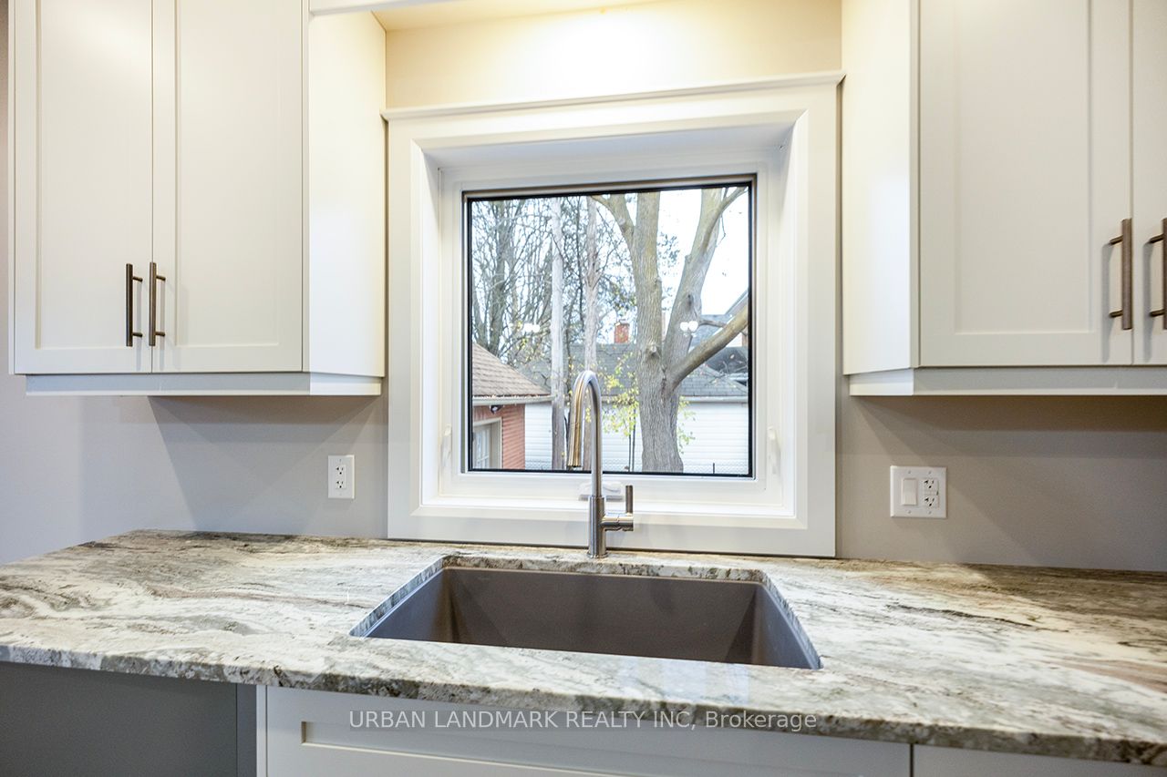 214 Aberdeen Avenue Property Photo 16