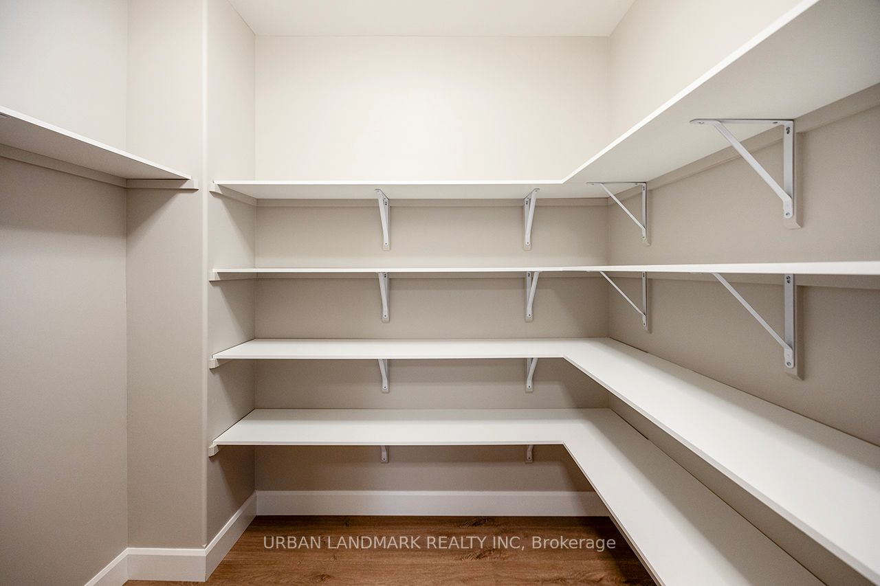 214 Aberdeen Avenue Property Photo 19
