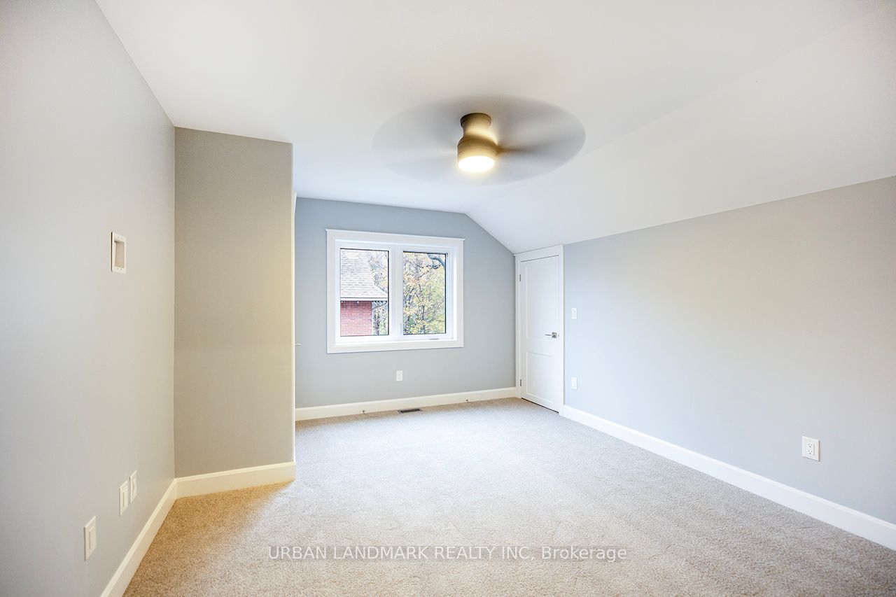 214 Aberdeen Avenue Property Photo 24
