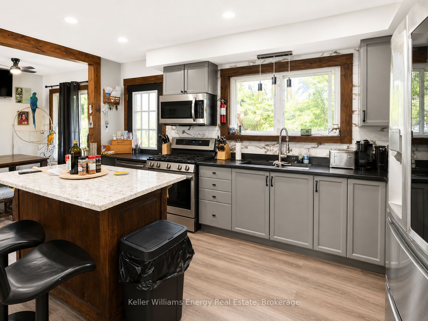 245 Smart Crescent Property Photo 6