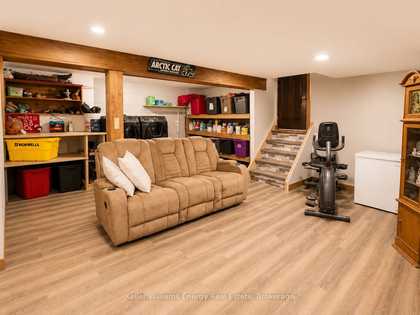 245 Smart Crescent Property Photo 25