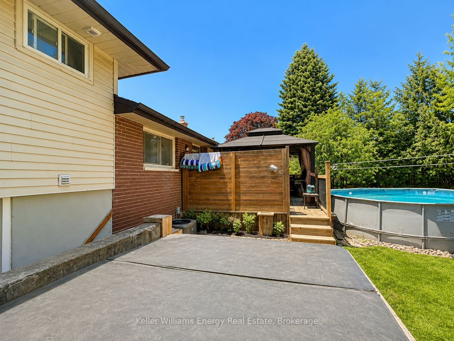 245 Smart Crescent Property Photo 26