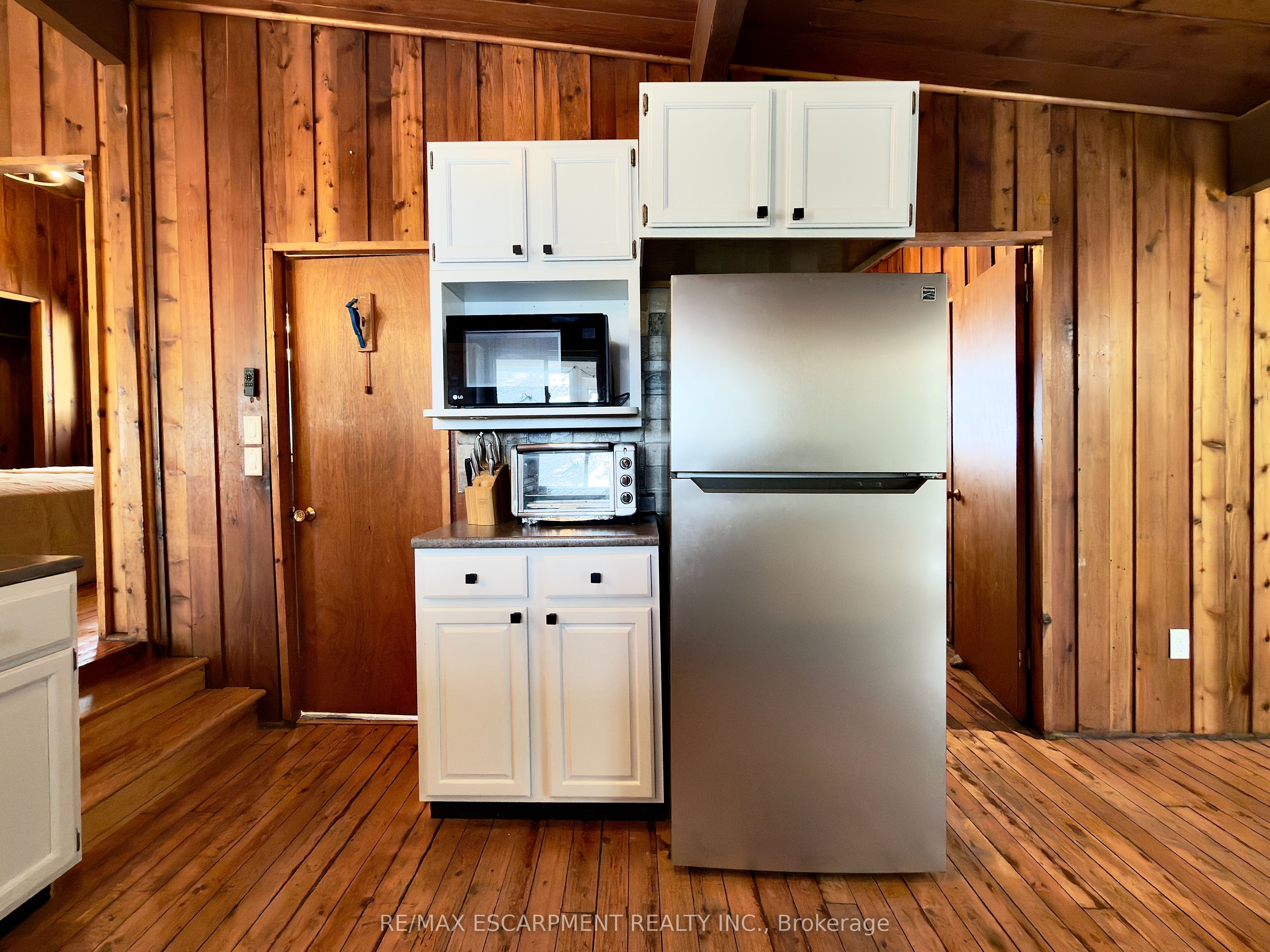 2787 Watts Road Property Photo 8