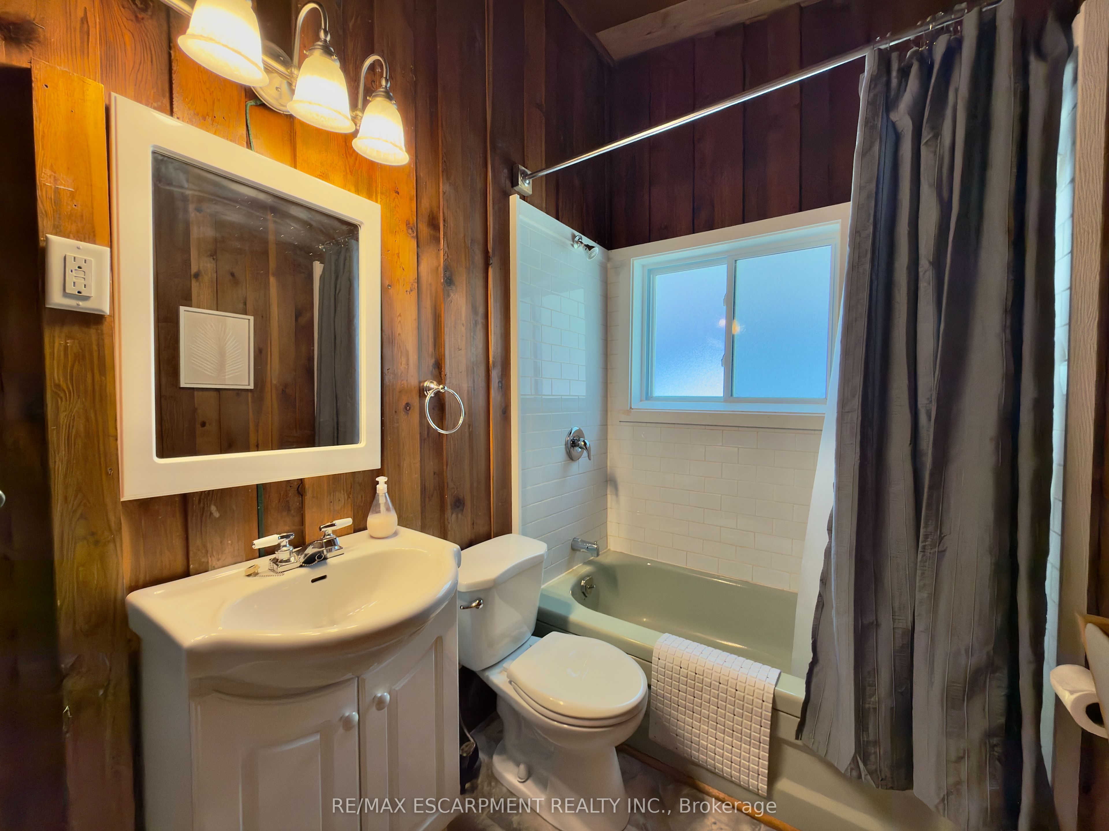 2787 Watts Road Property Photo 21