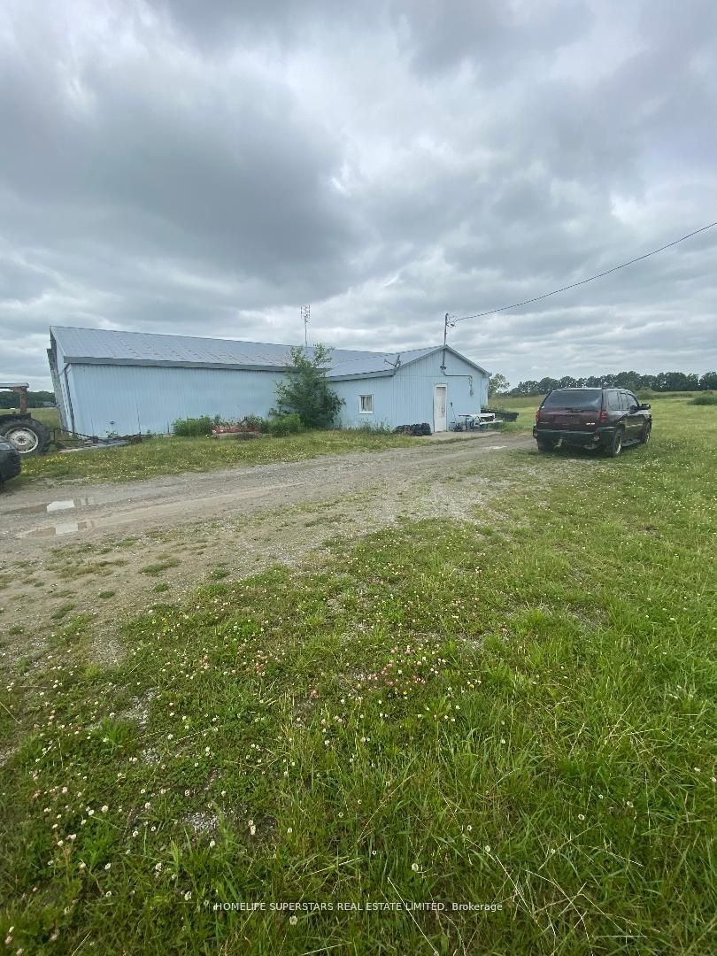 5320 Netherby Road E Property Photo 7