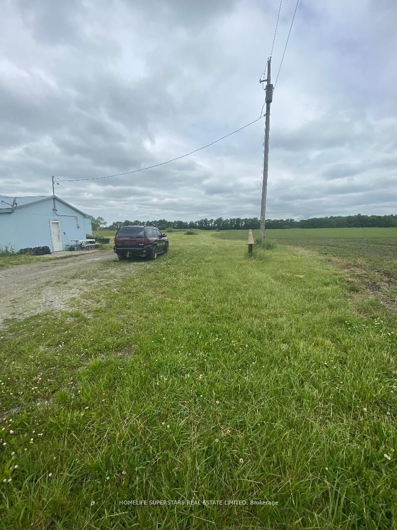 5320 Netherby Road E Property Photo 9