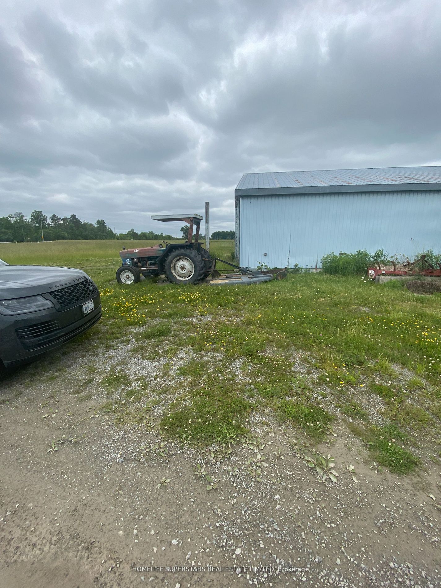 5320 Netherby Road E Property Photo 12