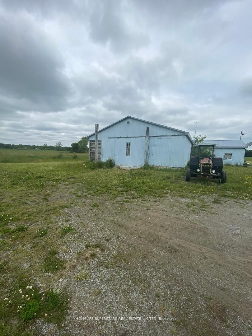 5320 Netherby Road E Property Photo 14