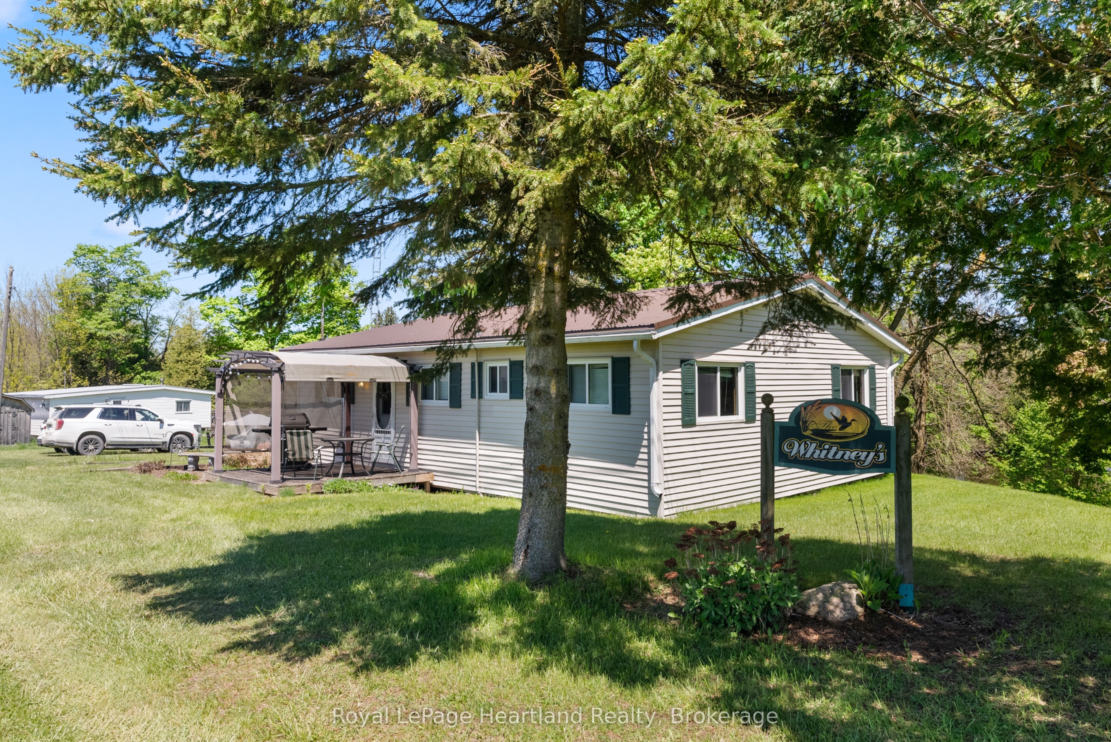 48 Poechman Lane Property Photo 2