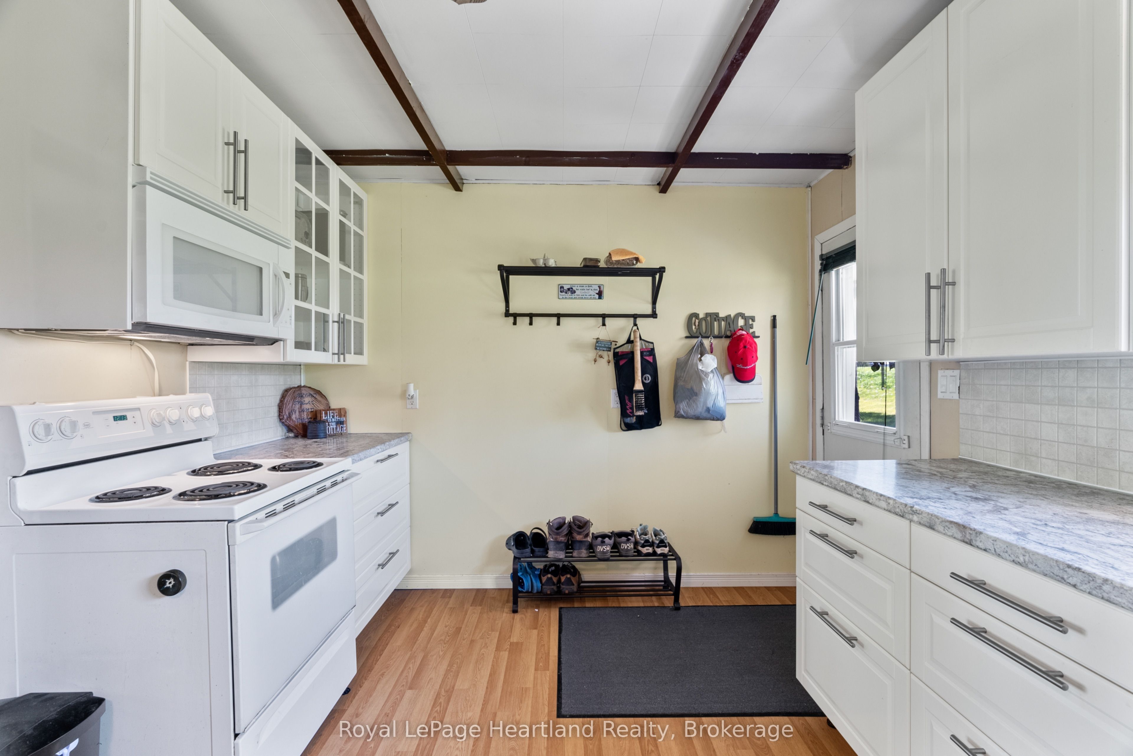 48 Poechman Lane Property Photo 10