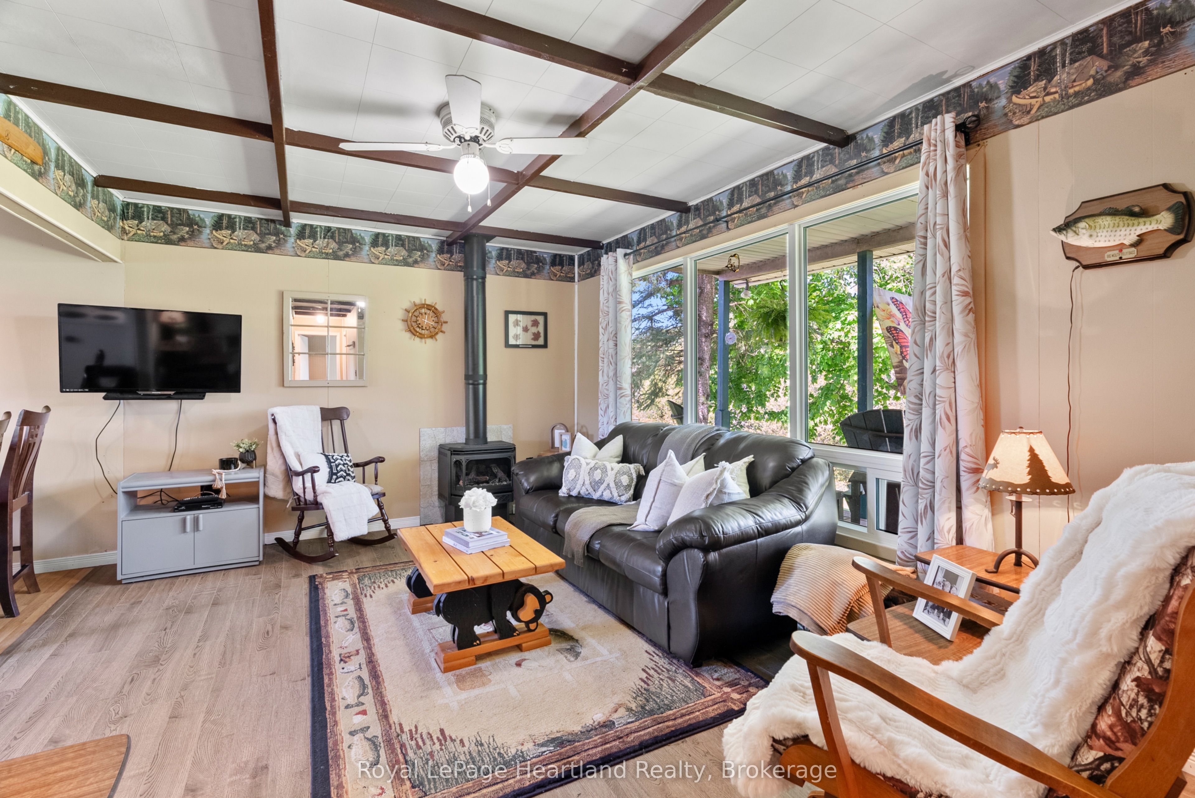 48 Poechman Lane Property Photo 13