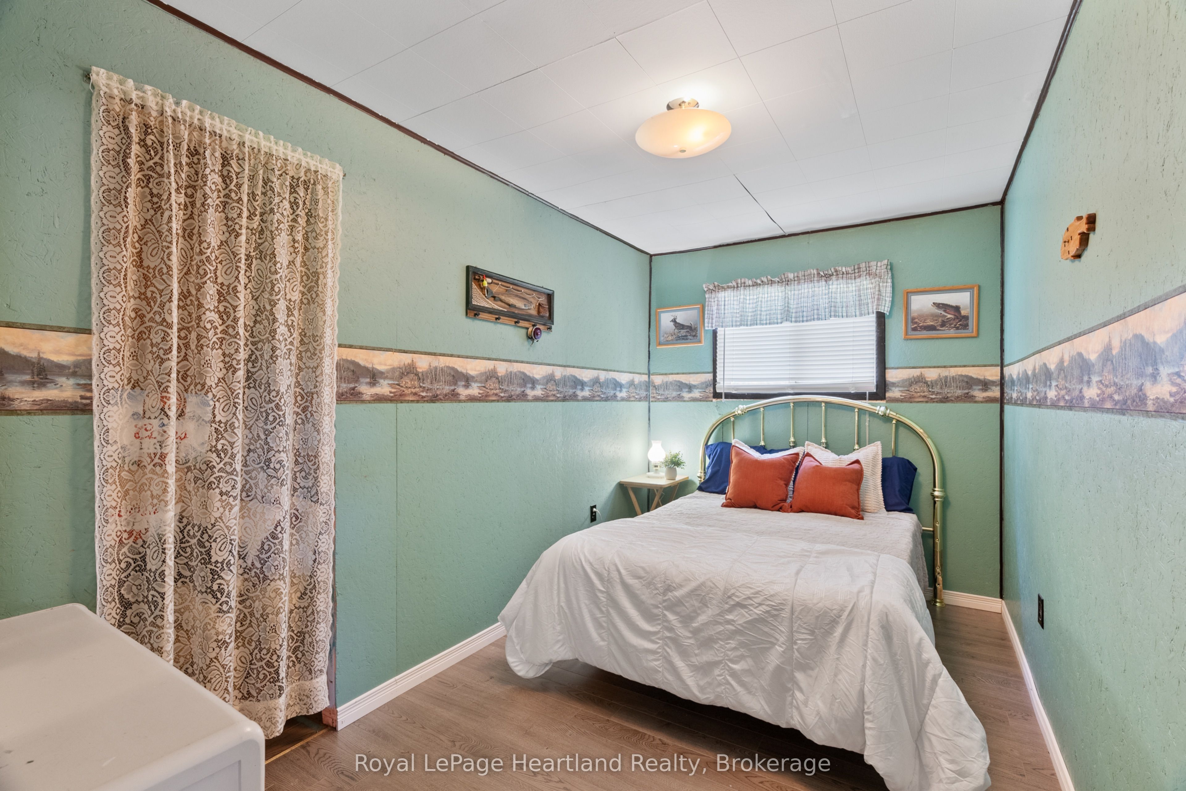 48 Poechman Lane Property Photo 16