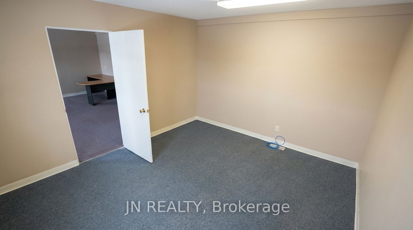 700 Franklin Boulevard 201 Property Photo 9