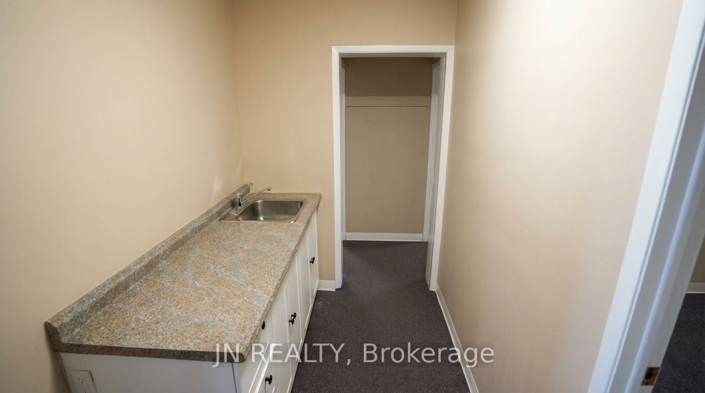 700 Franklin Boulevard 201 Property Photo 11