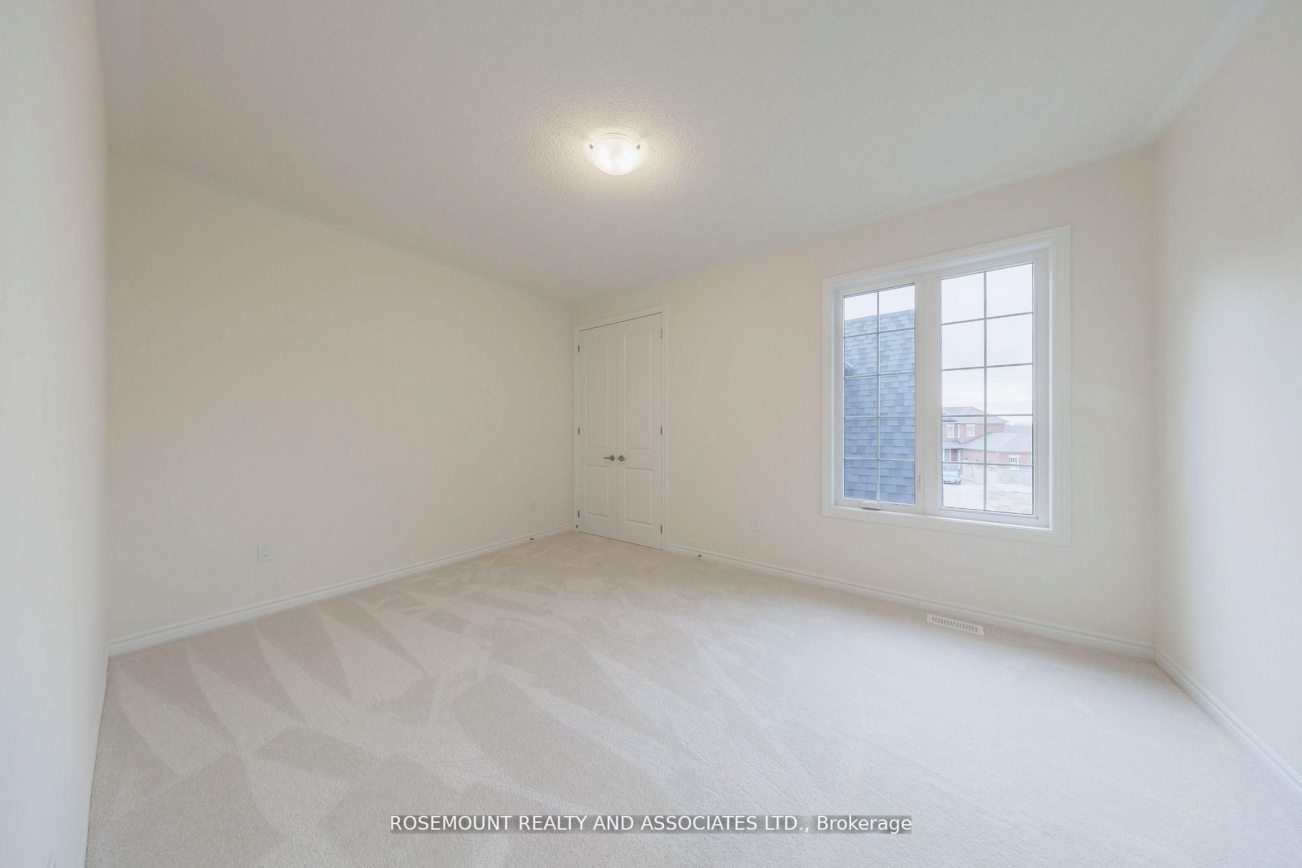 30 Autumn Frost Road Property Photo 21