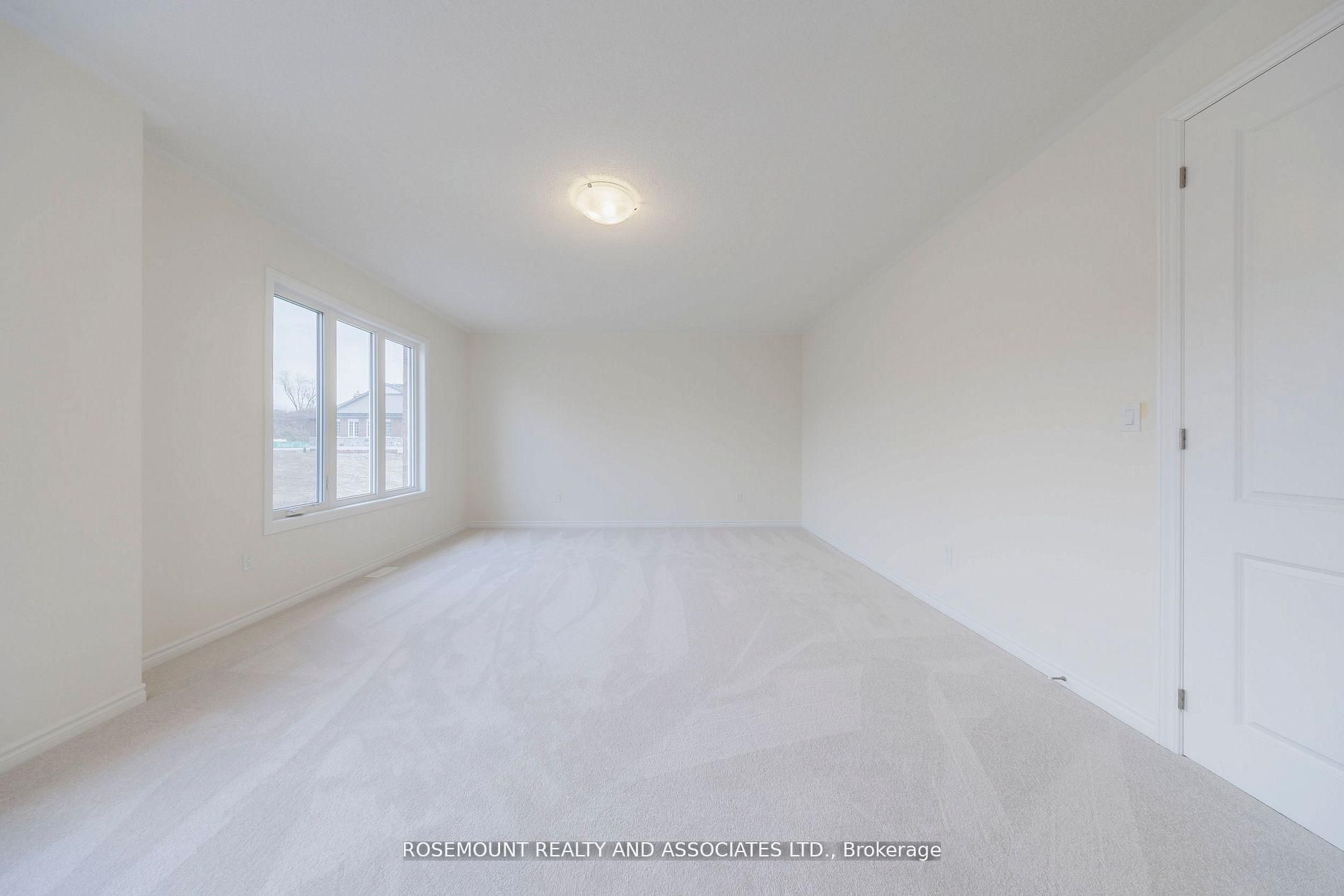 30 Autumn Frost Road Property Photo 23