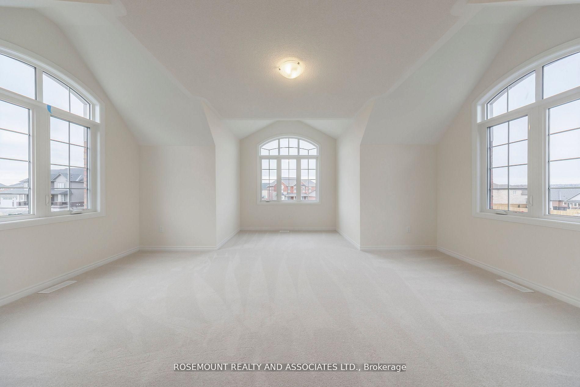 30 Autumn Frost Road Property Photo 24