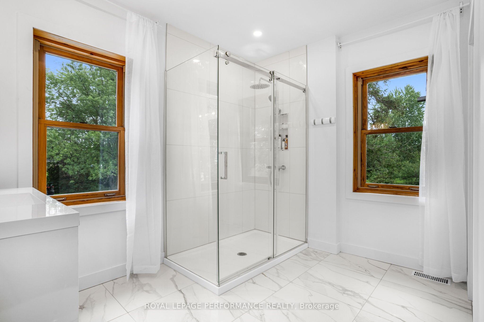 2970 Bay Road Property Photo 16