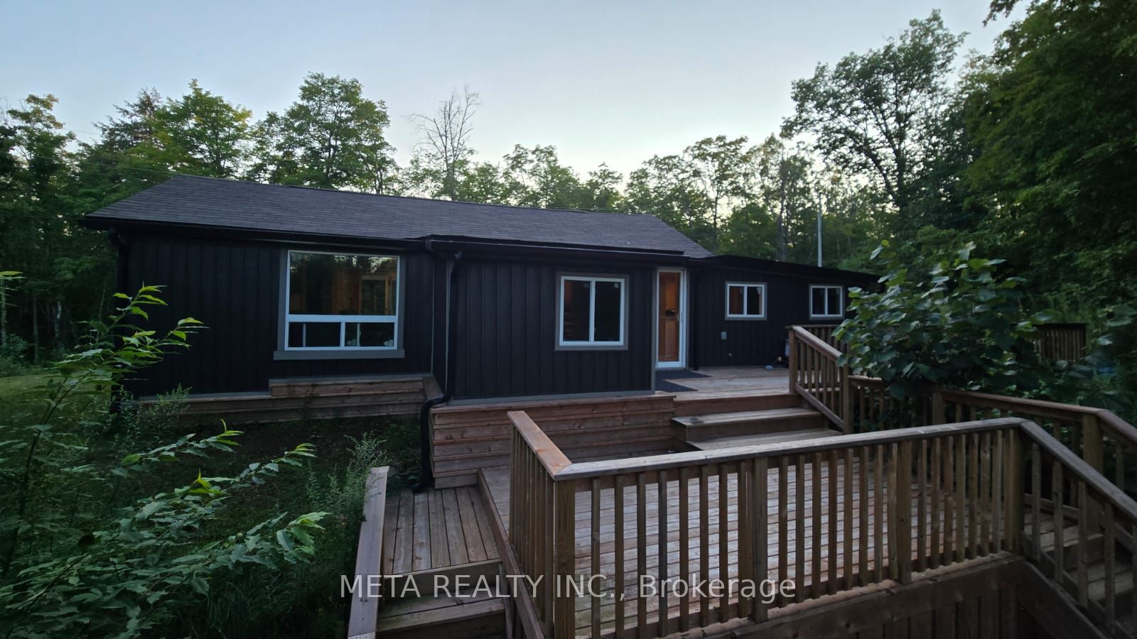 106 Boundary Lane Property Photo 7
