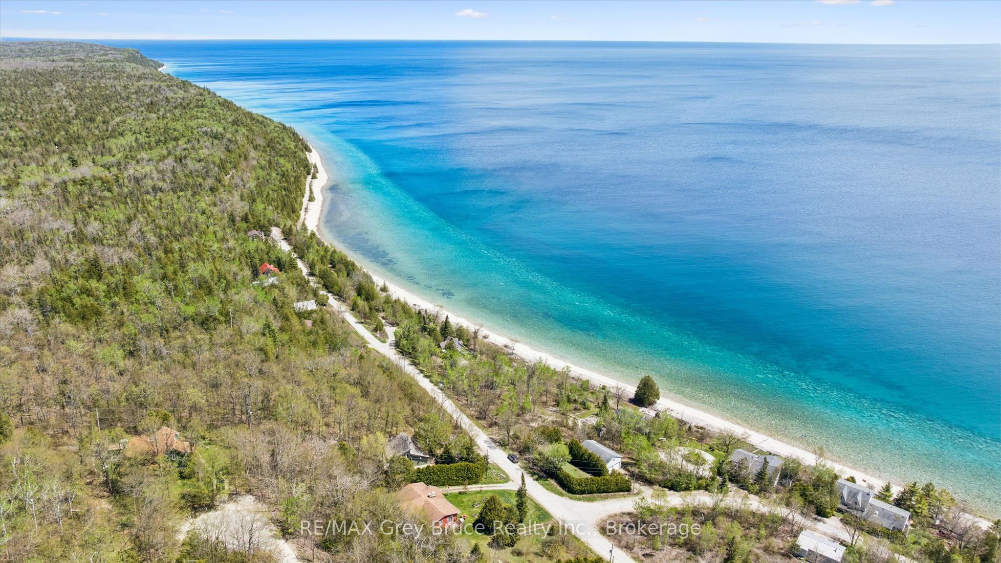 25 Shoreline Drive Property Photo 10