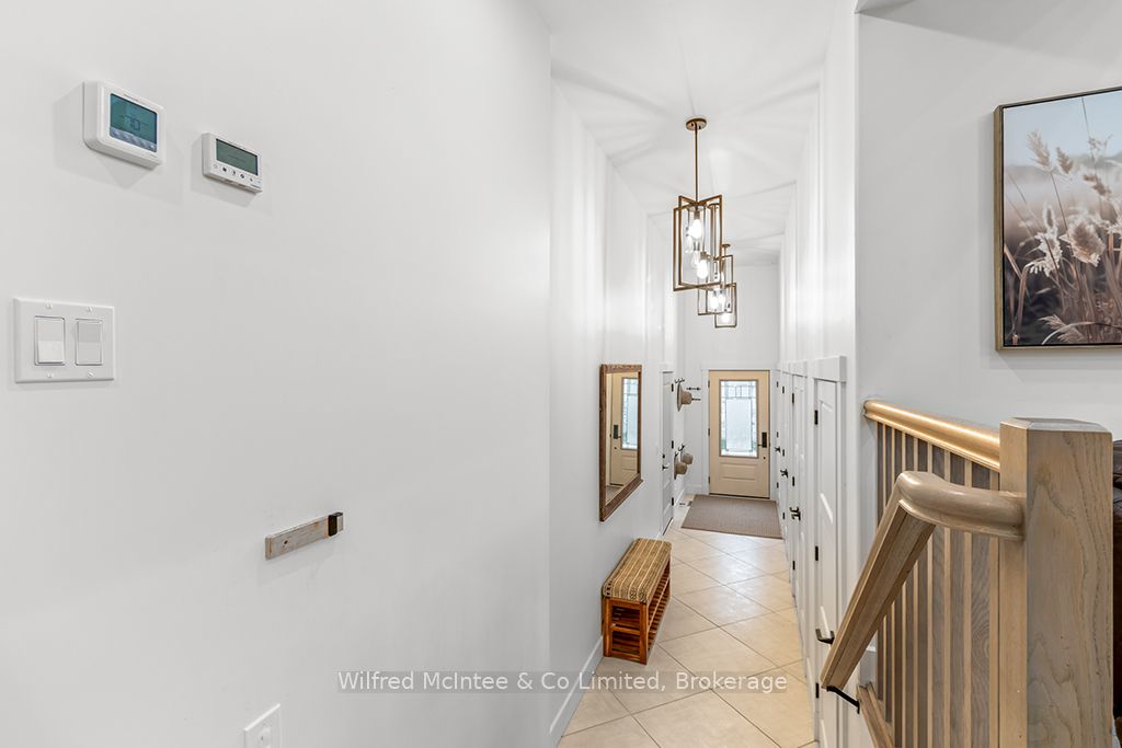 72 Victoria Street S Property Photo 19