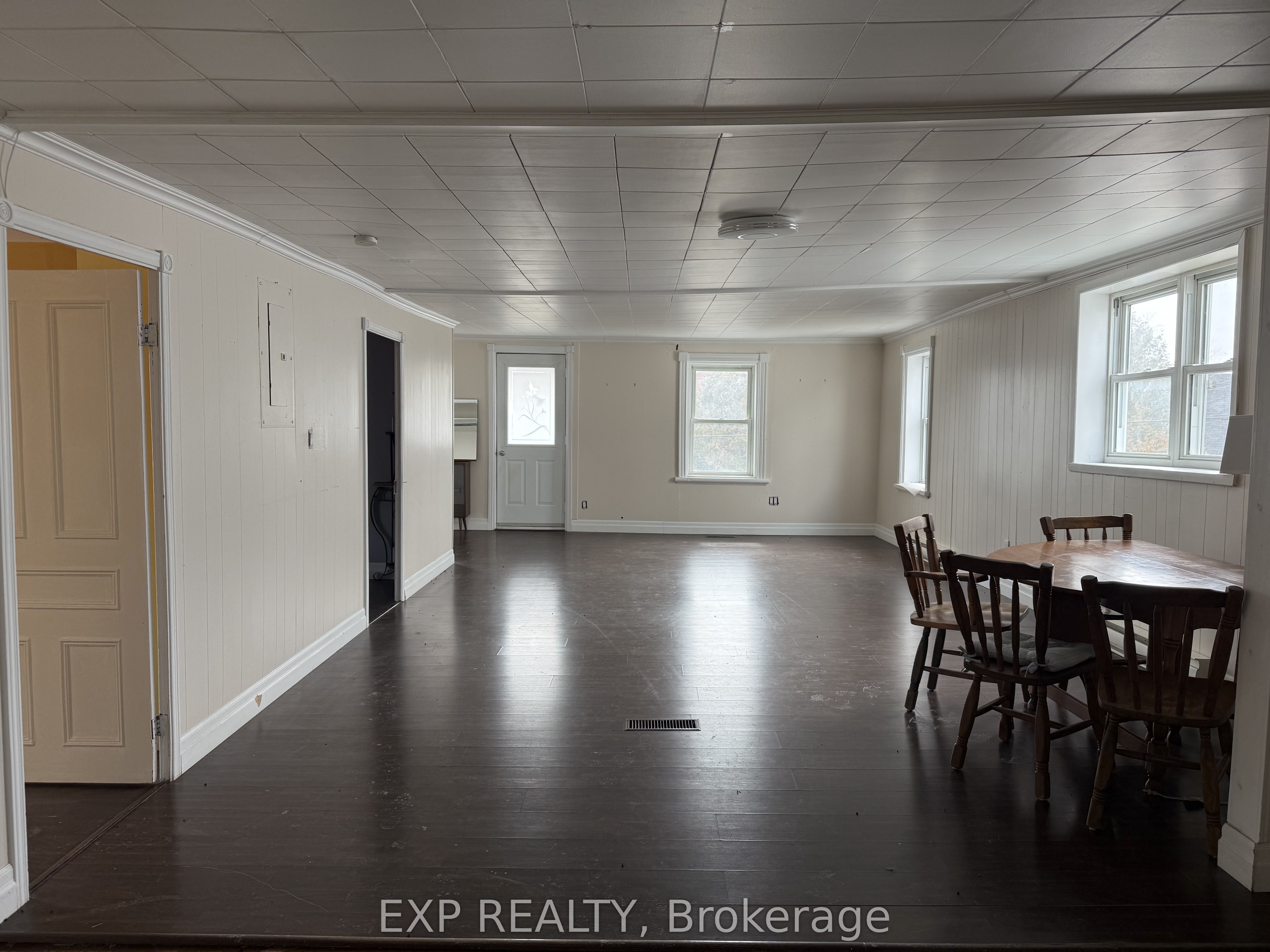1085 Labrosse Street Property Photo 8