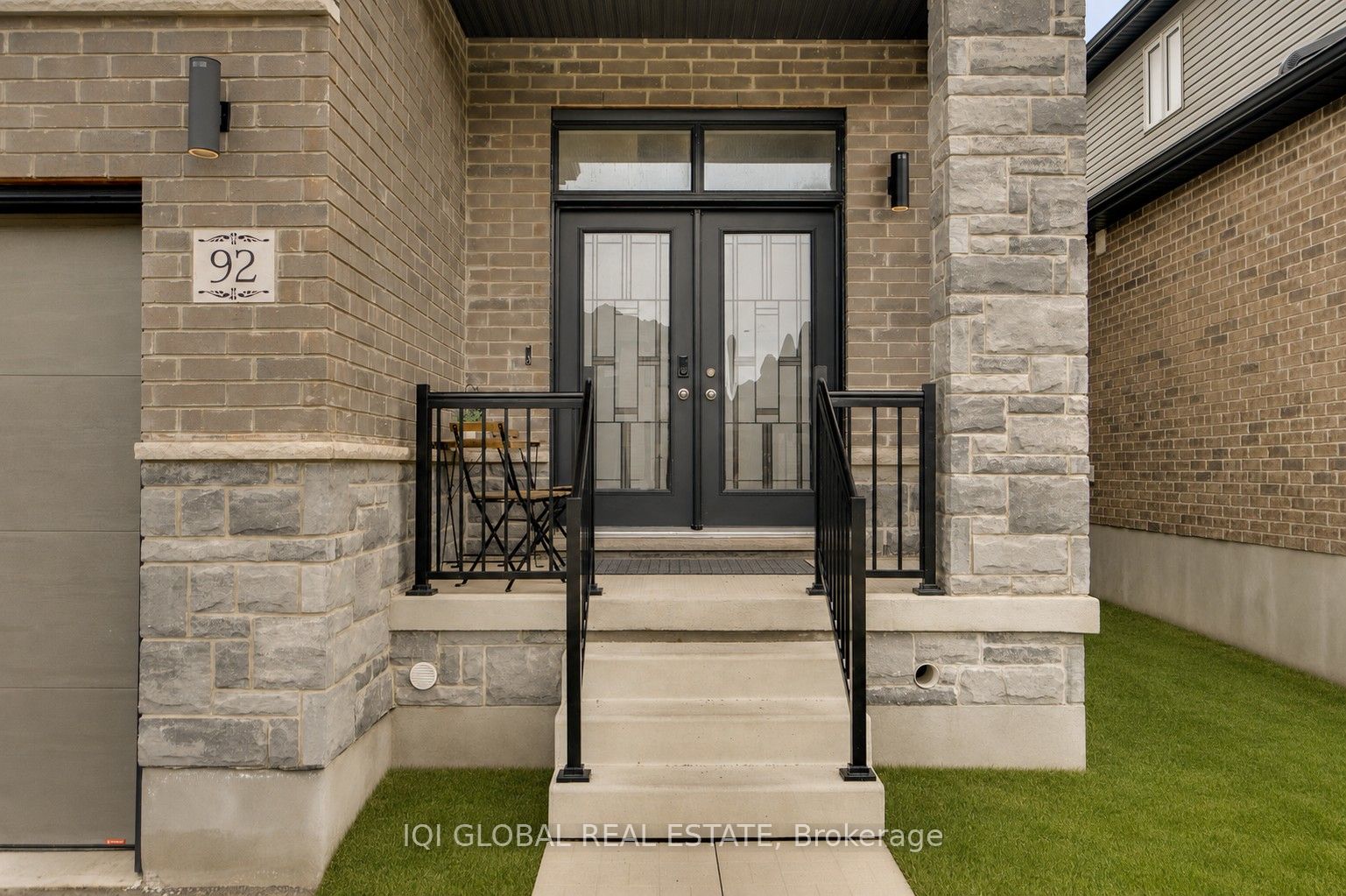92 Sass Crescent Property Photo 2
