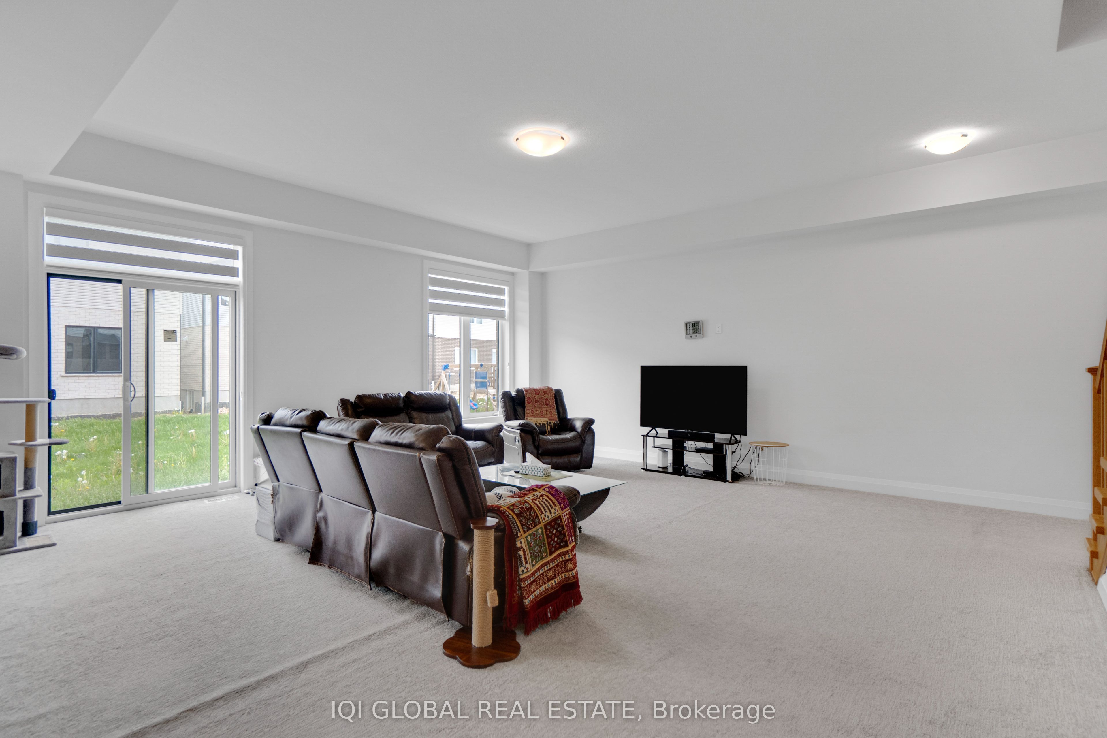 92 Sass Crescent Property Photo 13