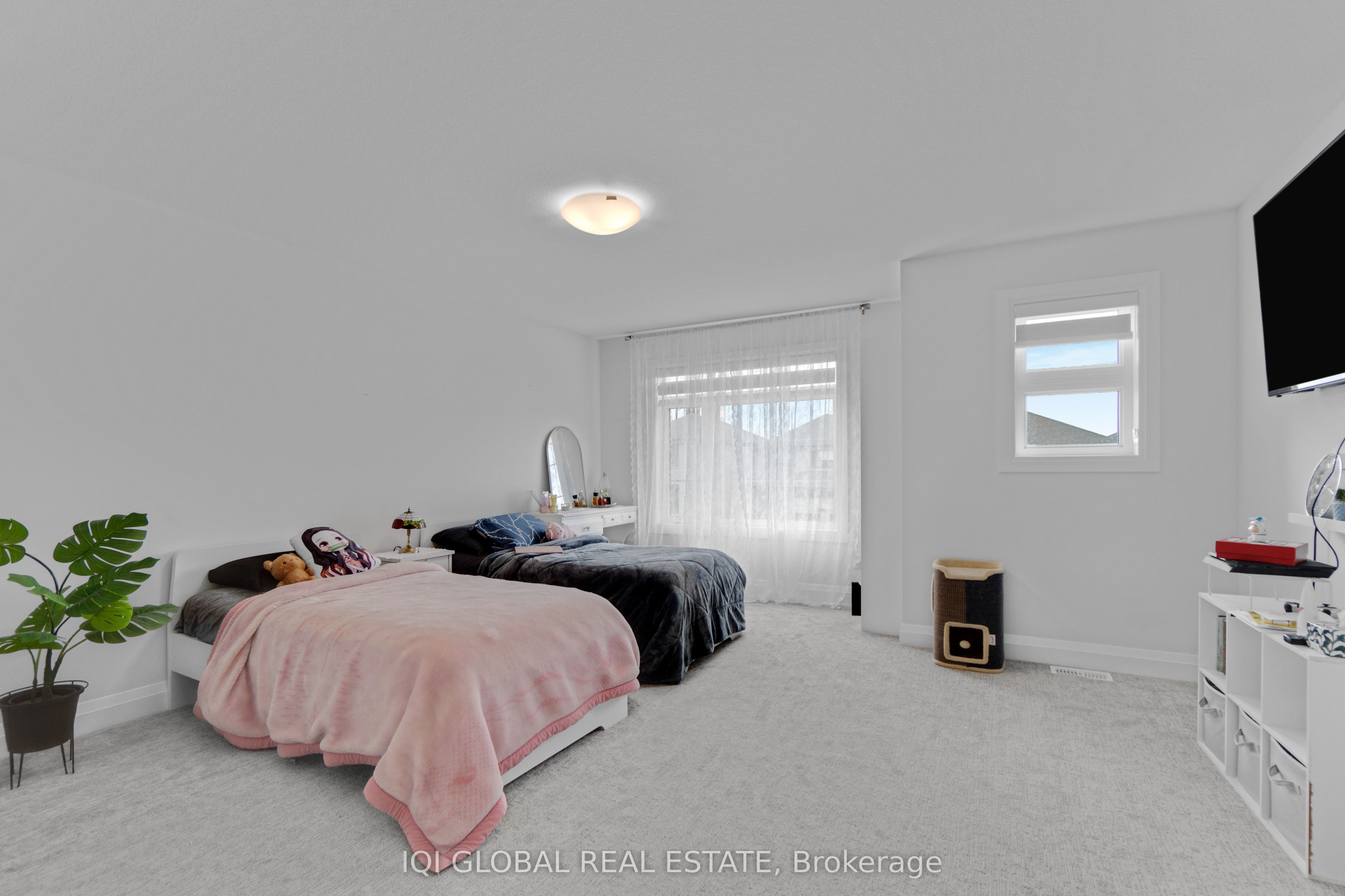 92 Sass Crescent Property Photo 36