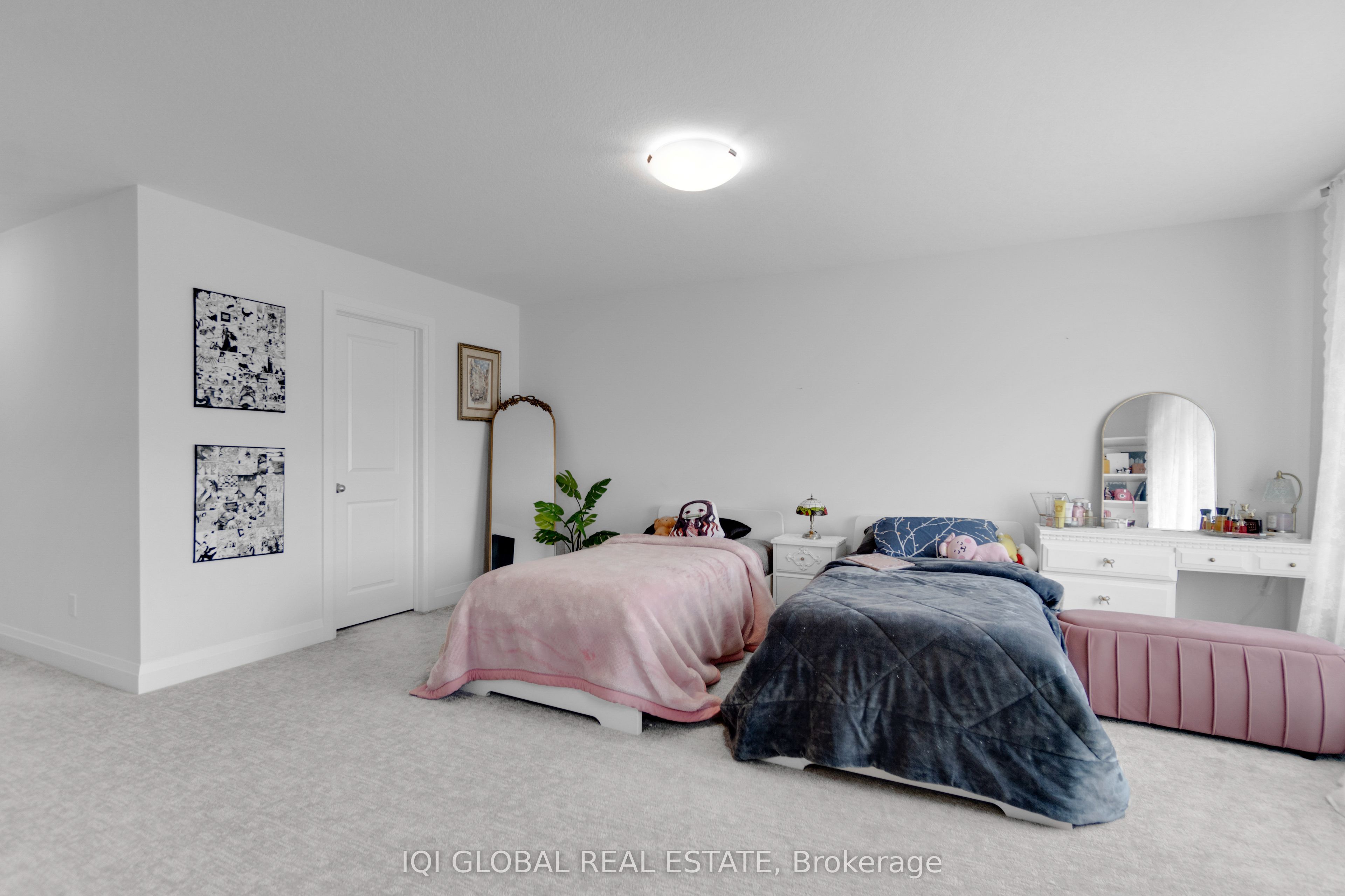 92 Sass Crescent Property Photo 37