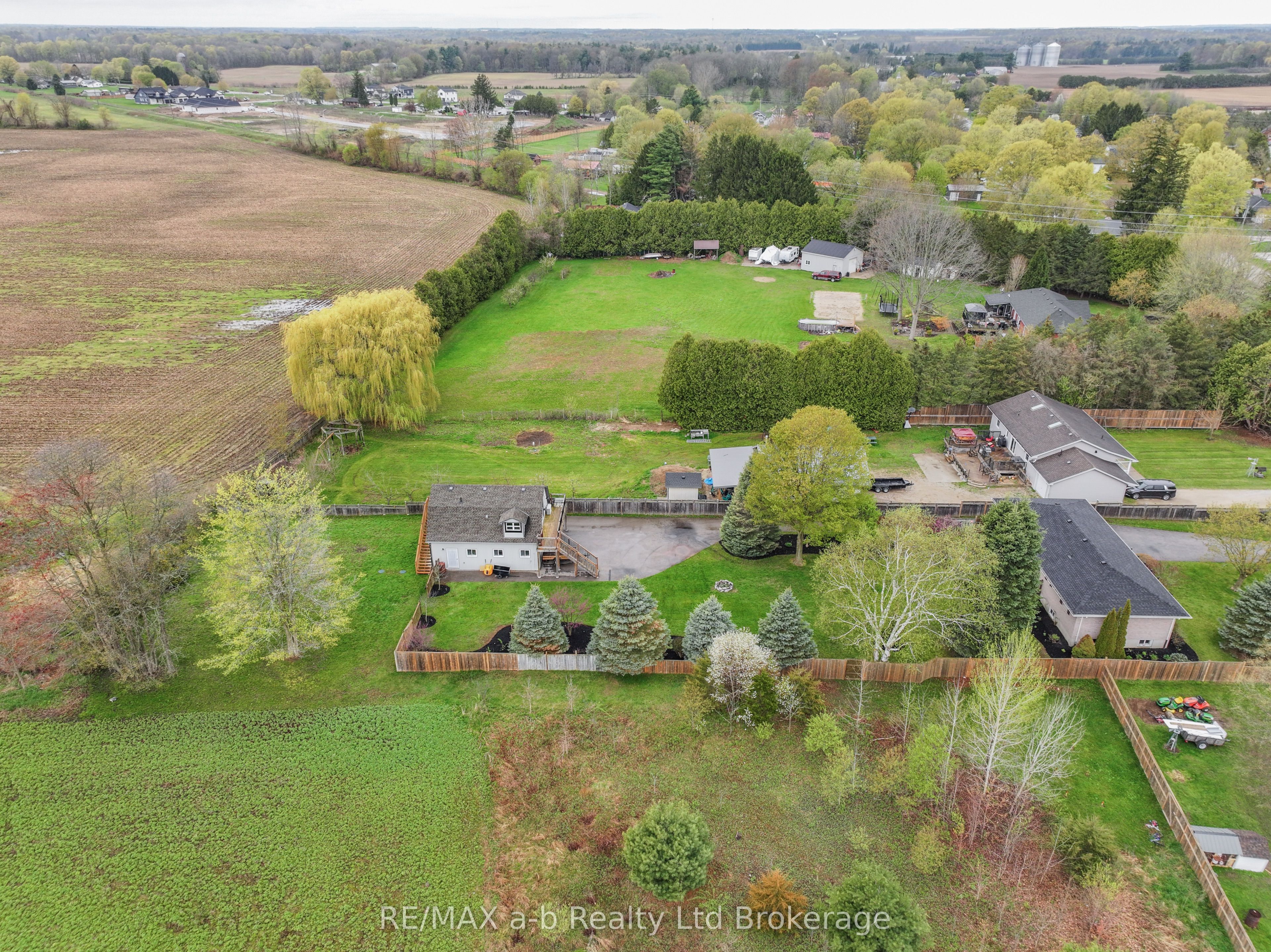 57185 Eden Line Property Photo 2