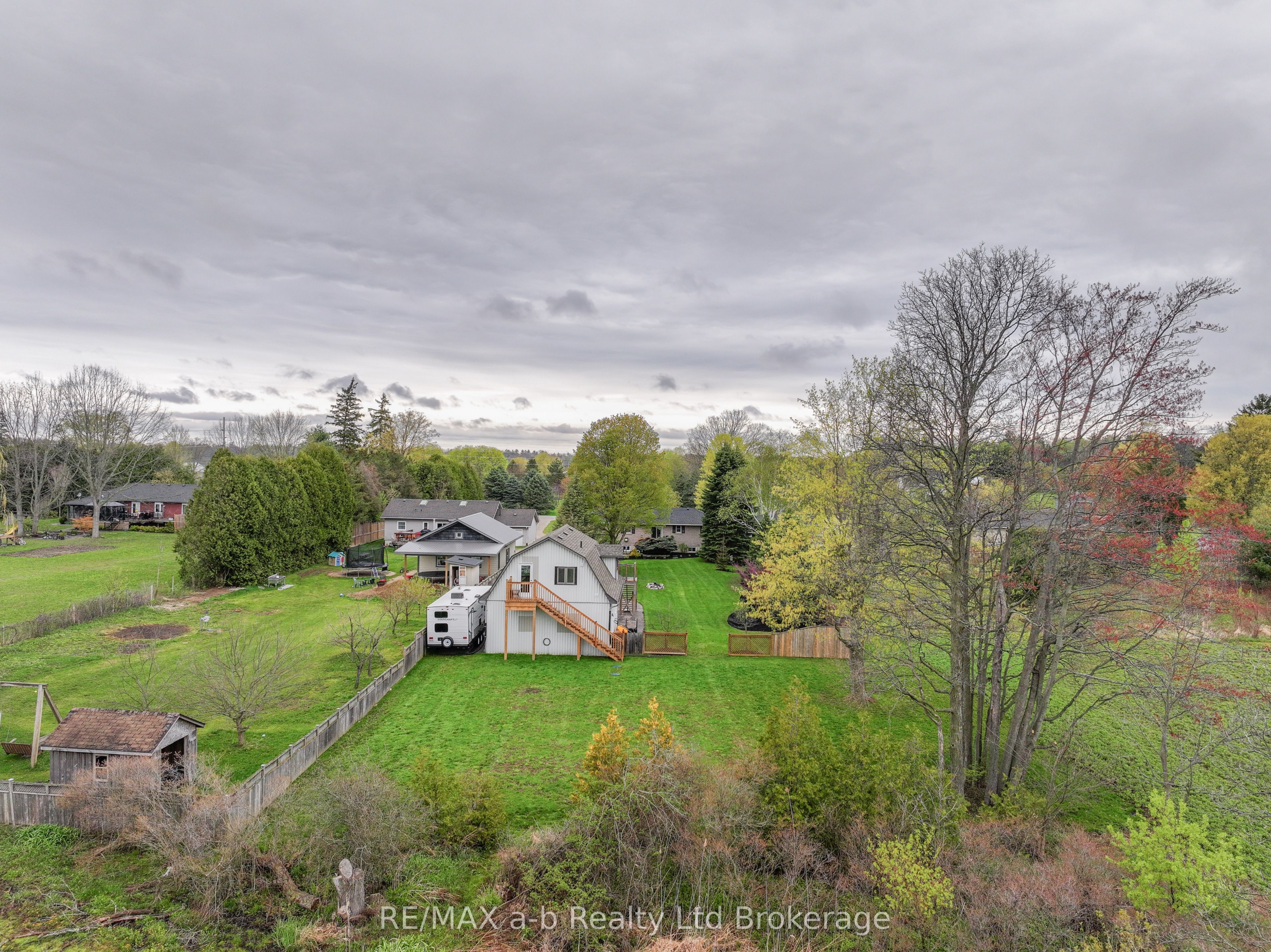 57185 Eden Line Property Photo 3