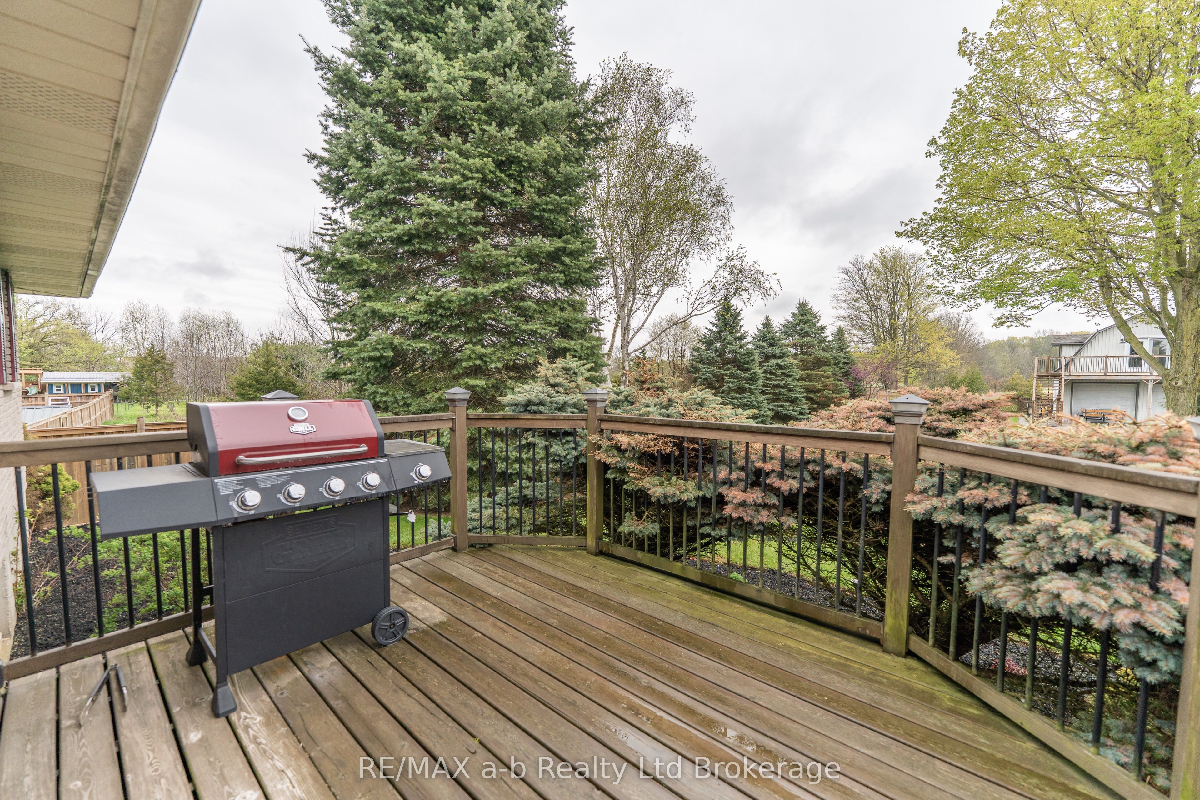 57185 Eden Line Property Photo 9
