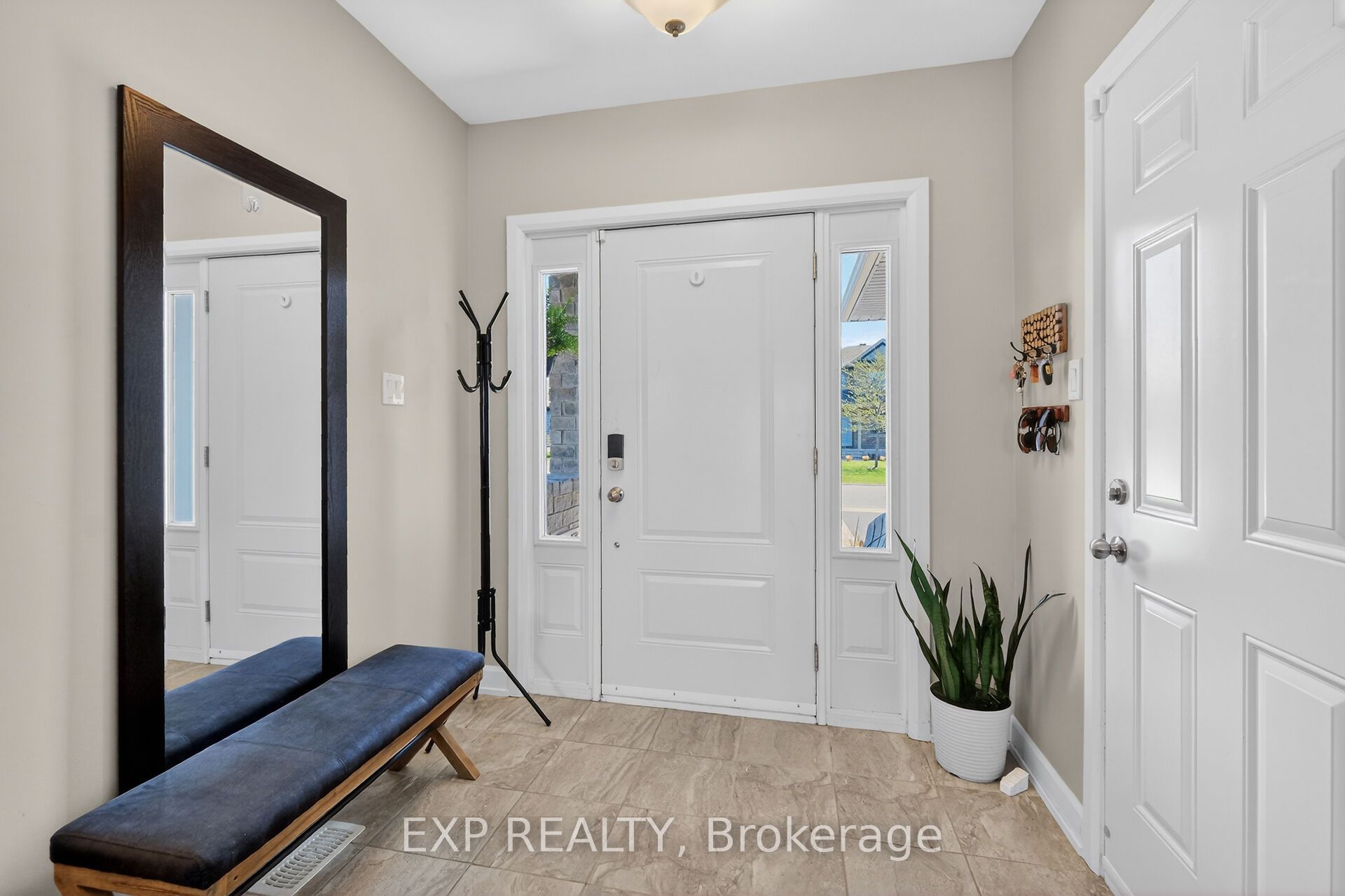 450 Central Park Boulevard Property Photo 4
