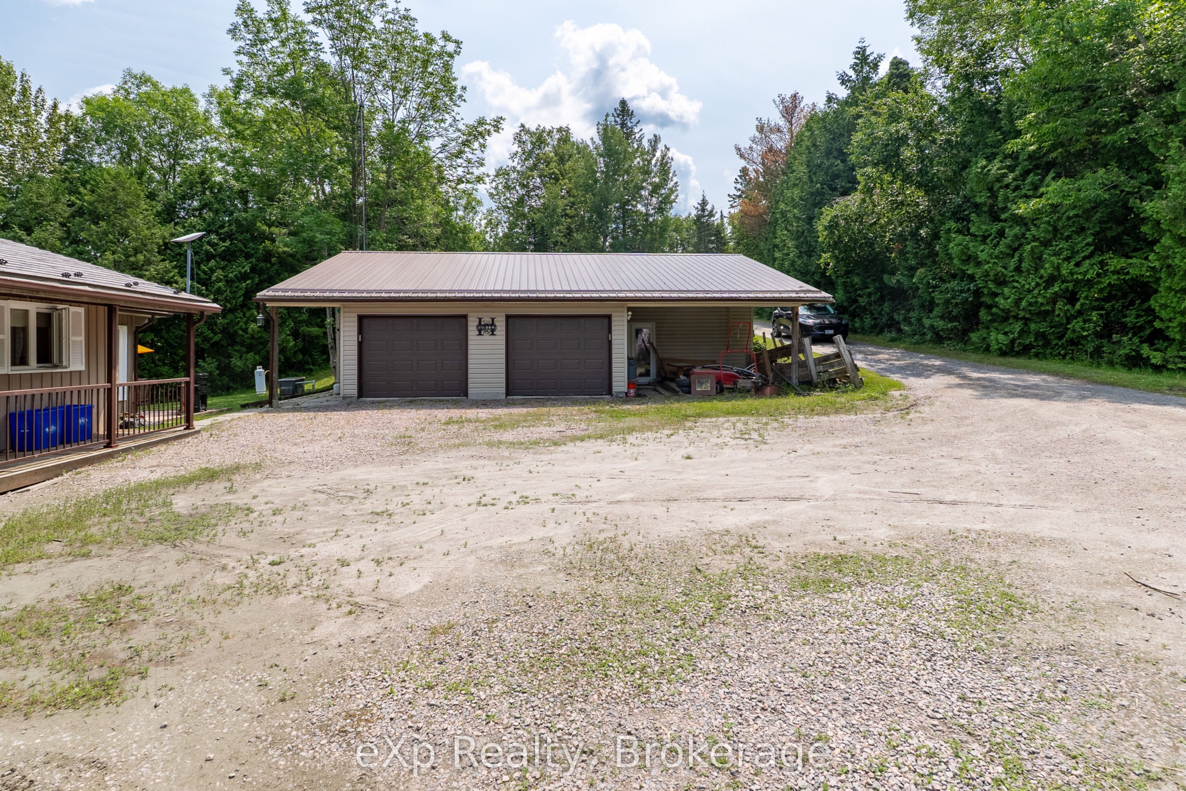 688a Prevost Road Property Photo 3