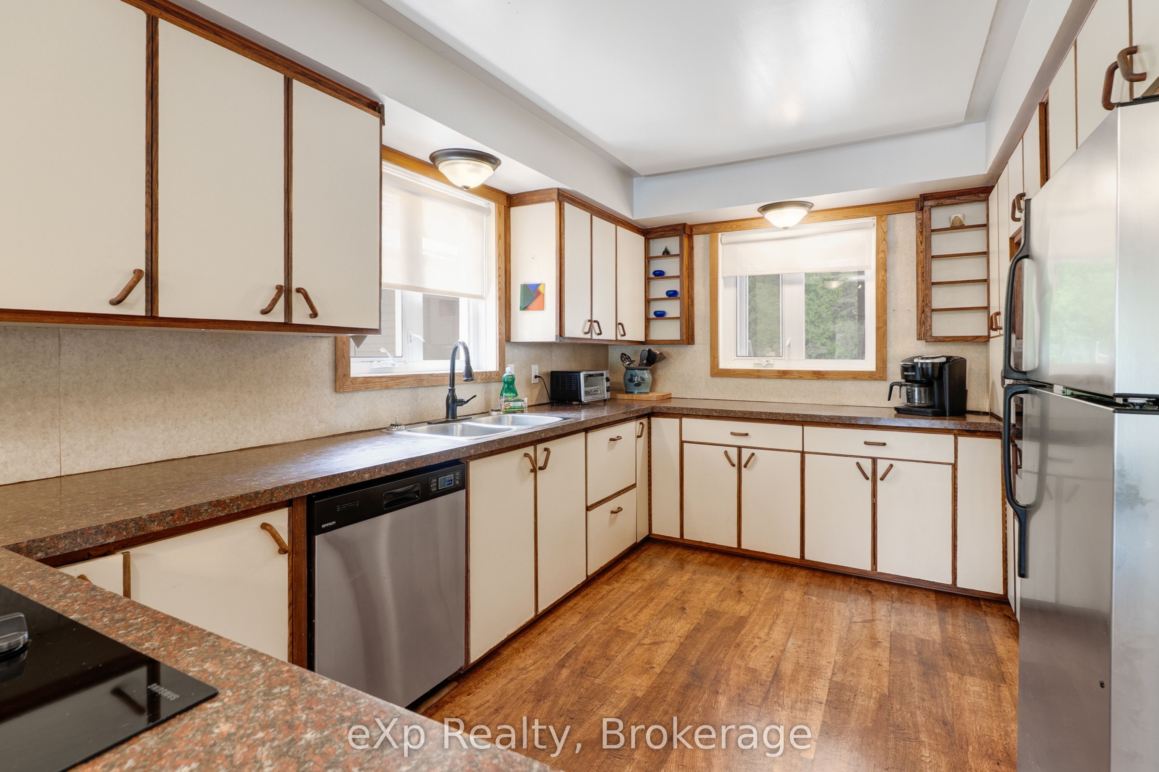 688a Prevost Road Property Photo 4