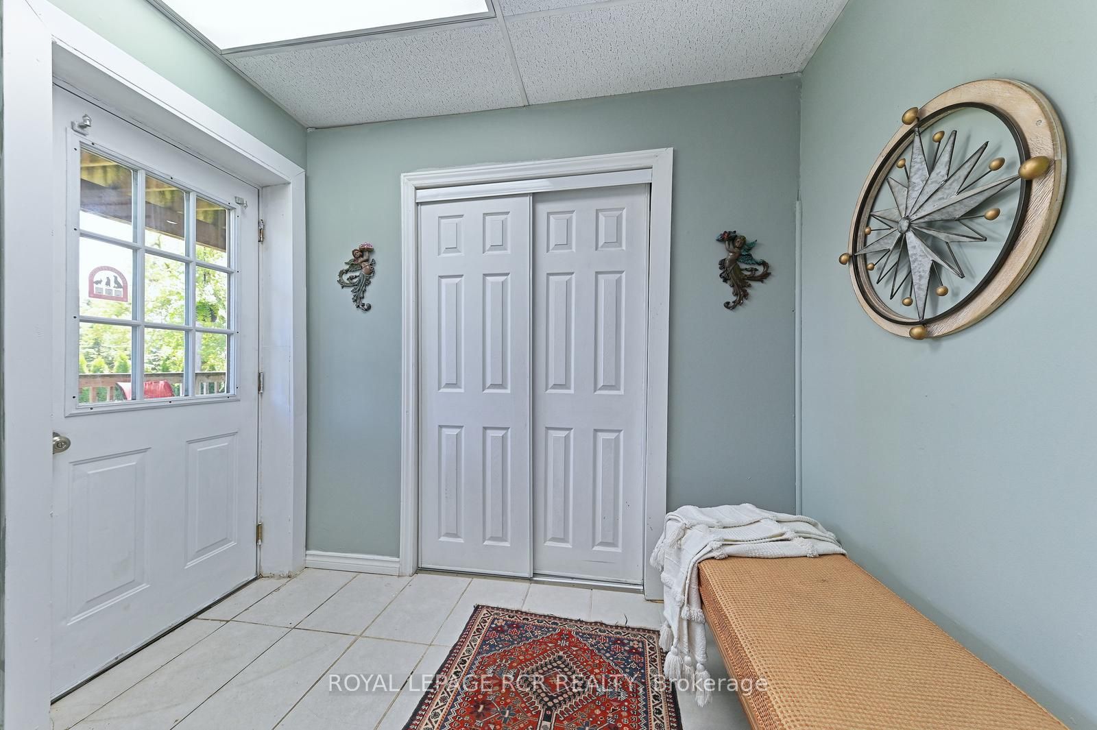 598304 Second Line W Property Photo 10
