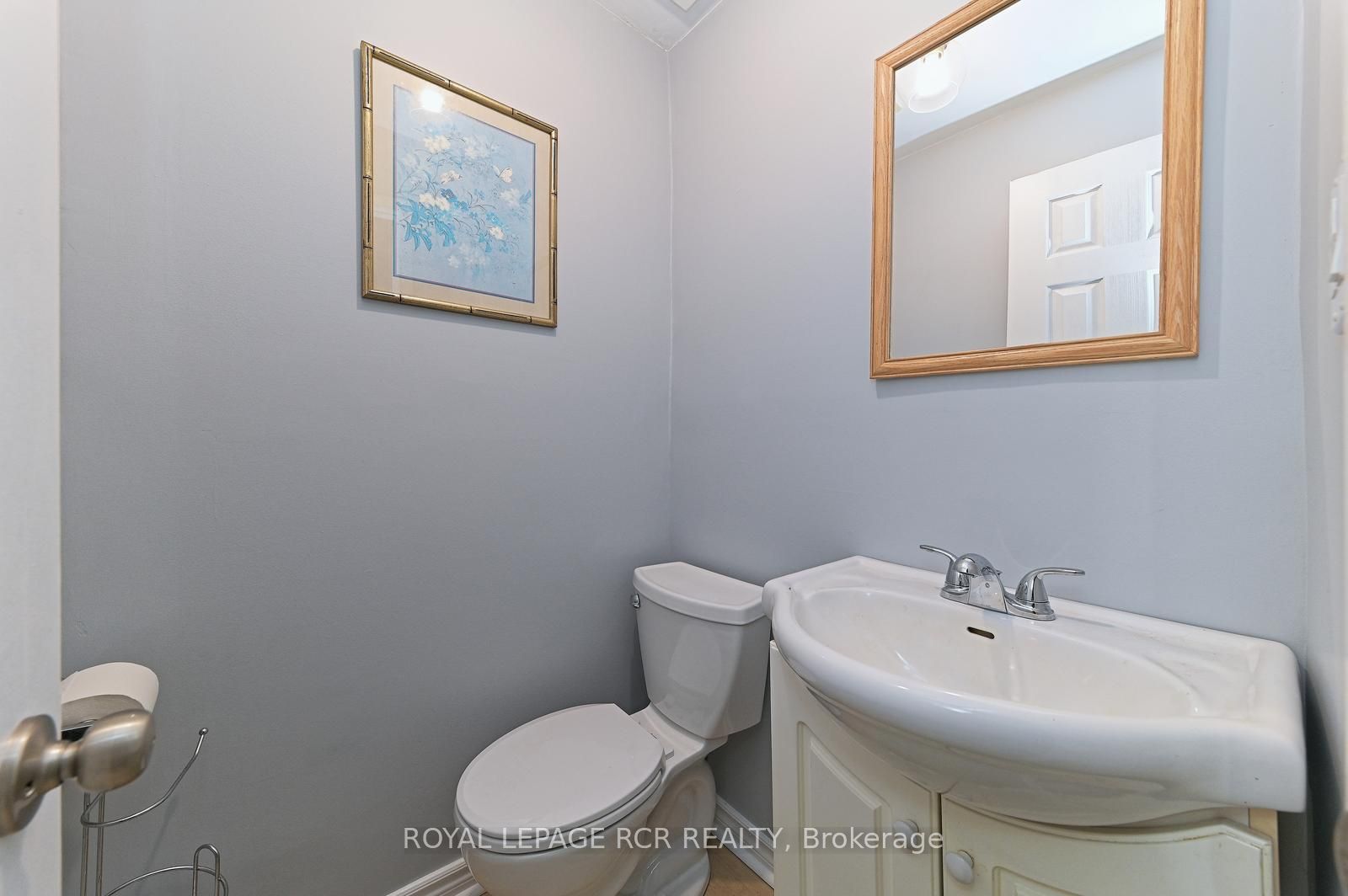 598304 Second Line W Property Photo 12