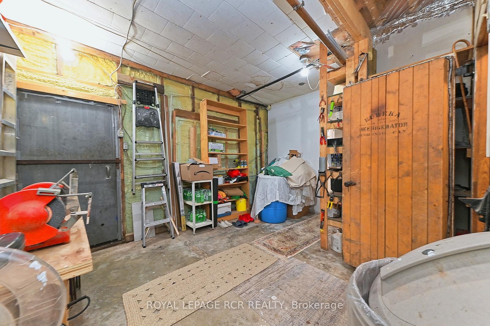 598304 Second Line W Property Photo 14