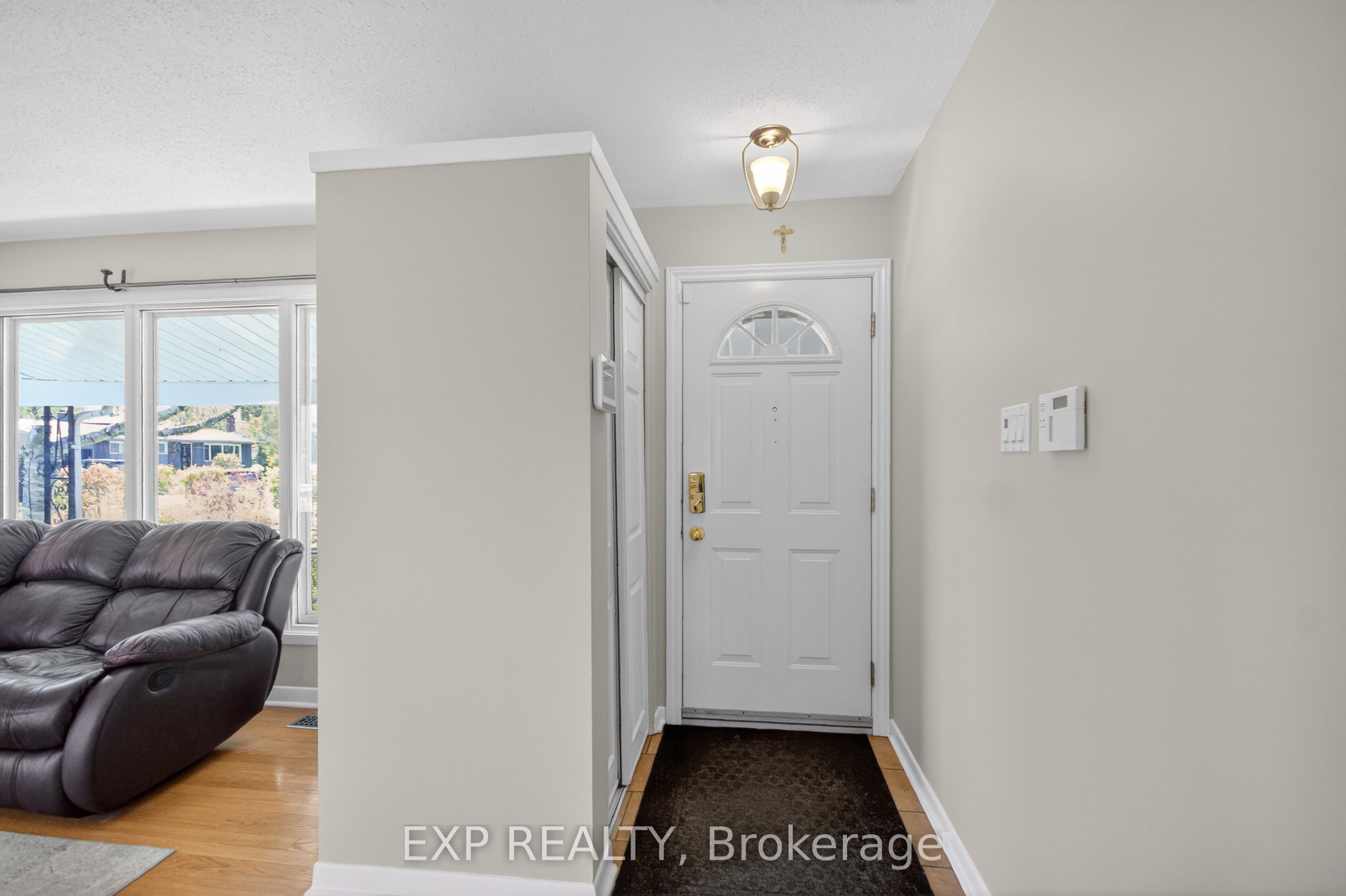 31 Barlyn Avenue Property Photo 3