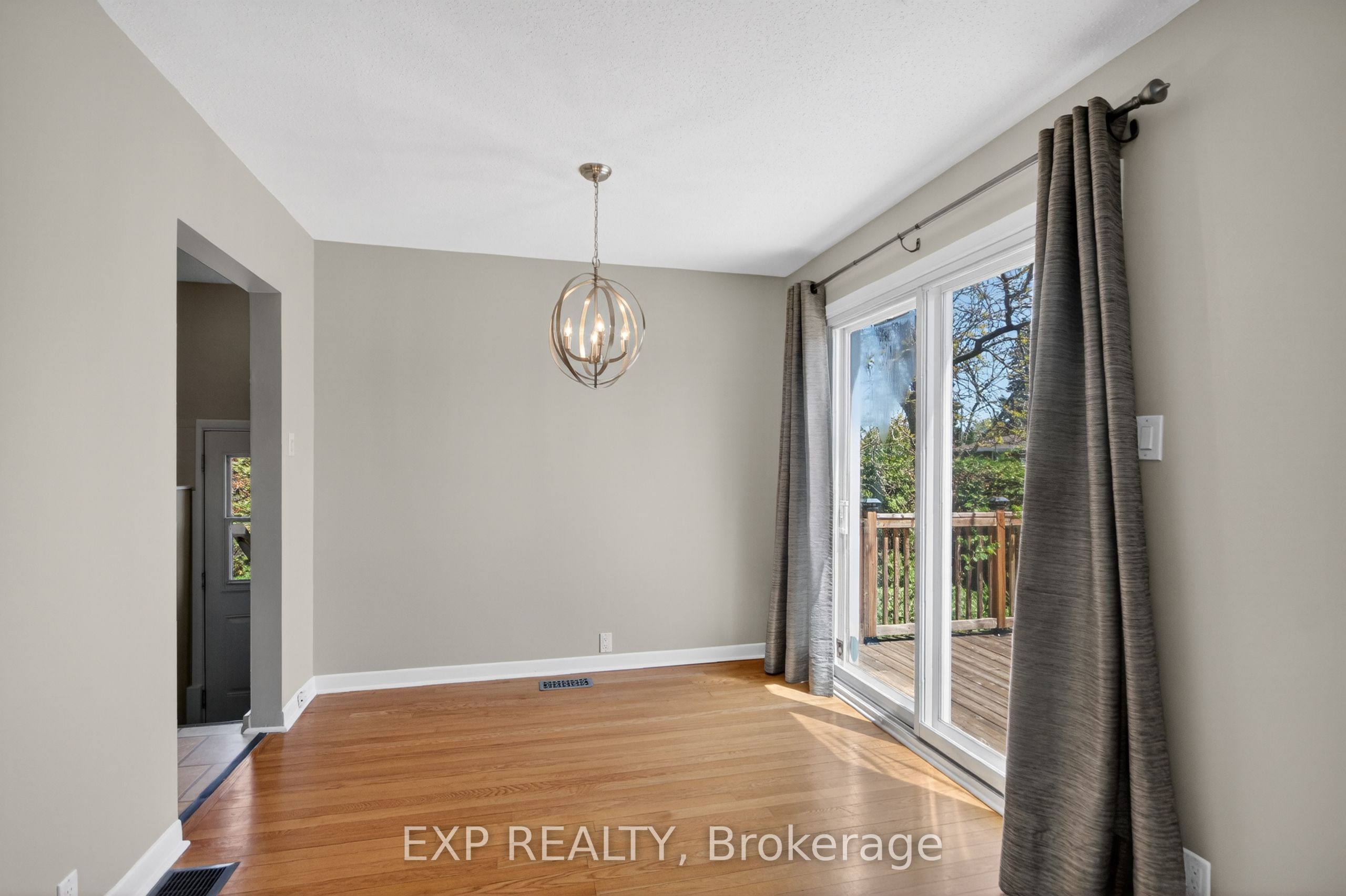 31 Barlyn Avenue Property Photo 5