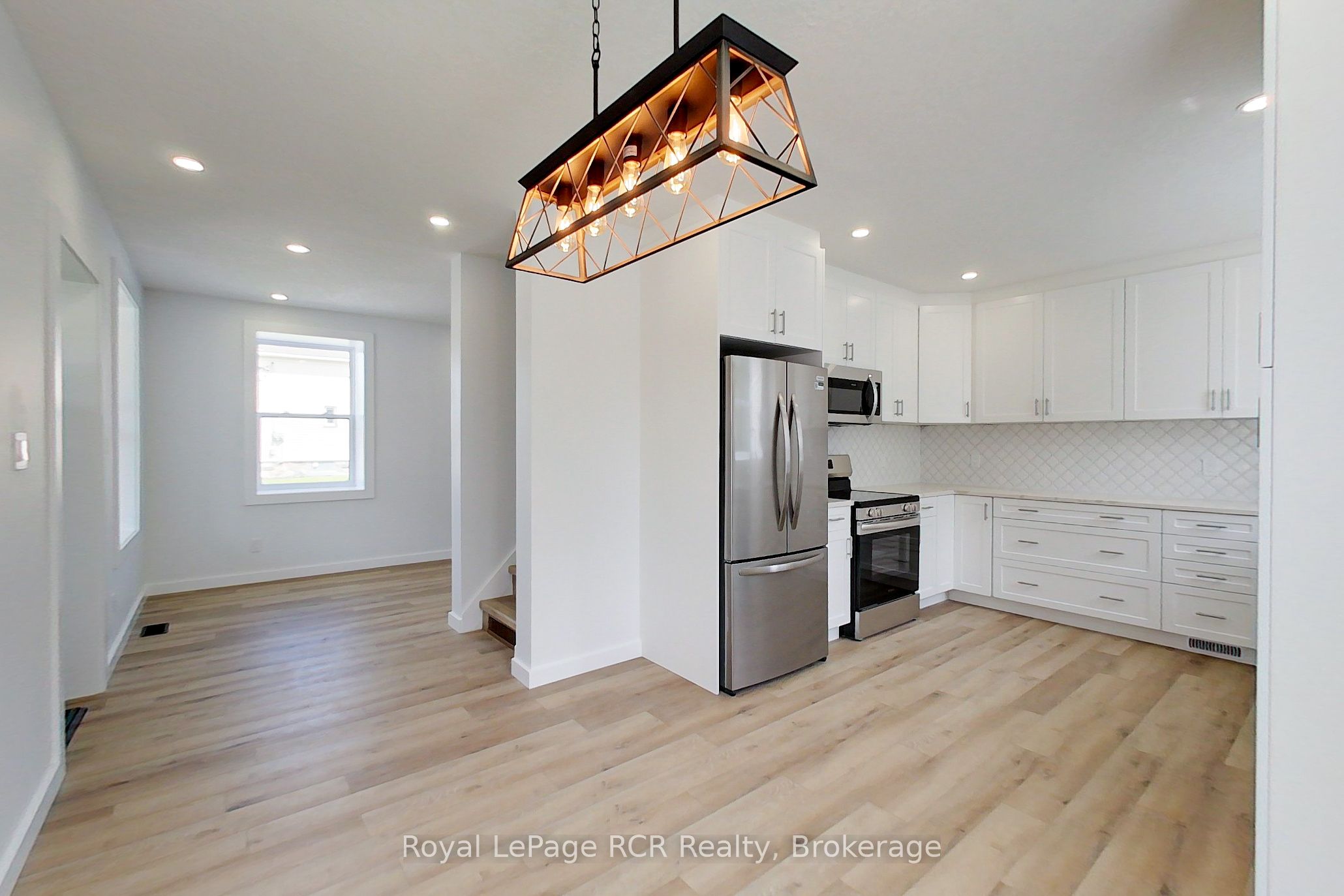 563 7th Avenue Property Photo 9