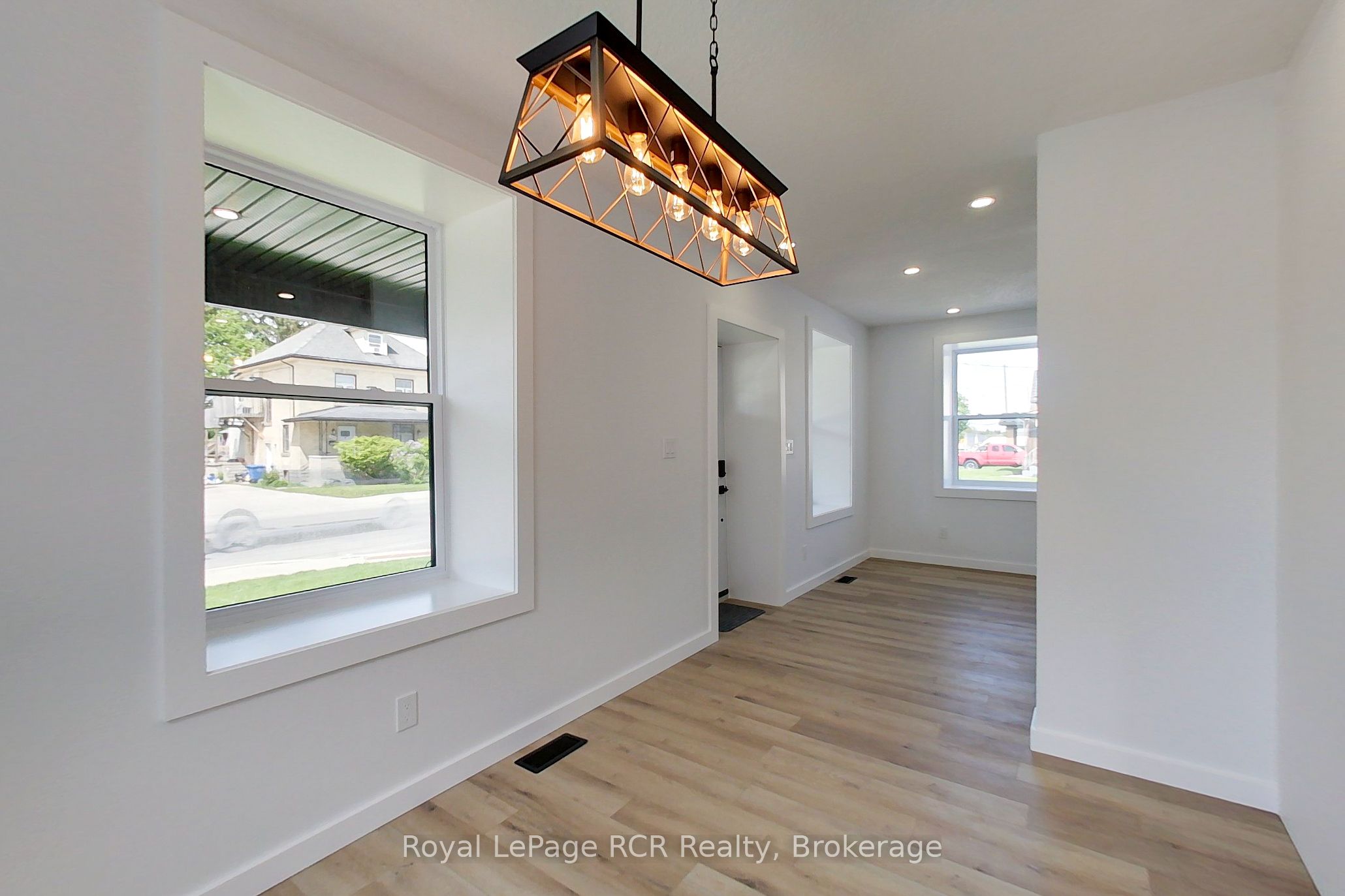 563 7th Avenue Property Photo 16